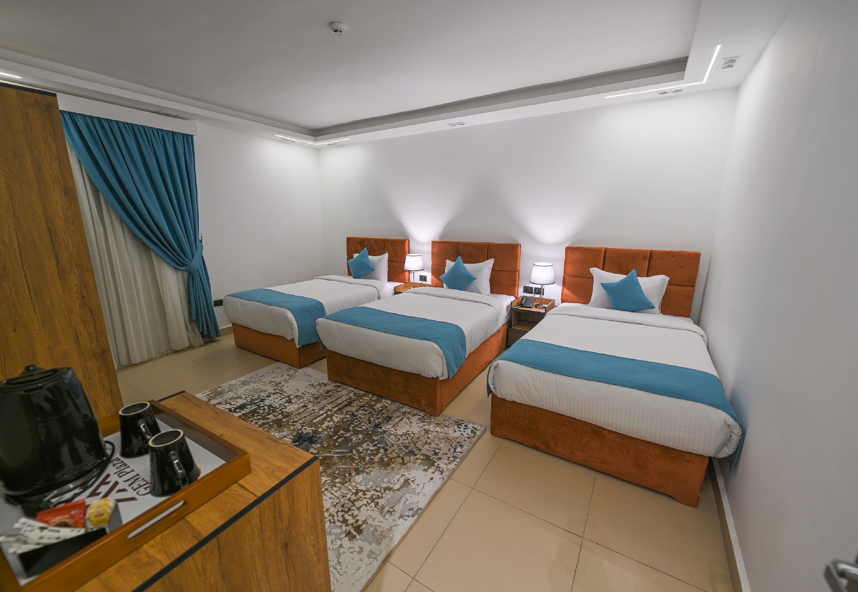 Triple Deluxe King Bed