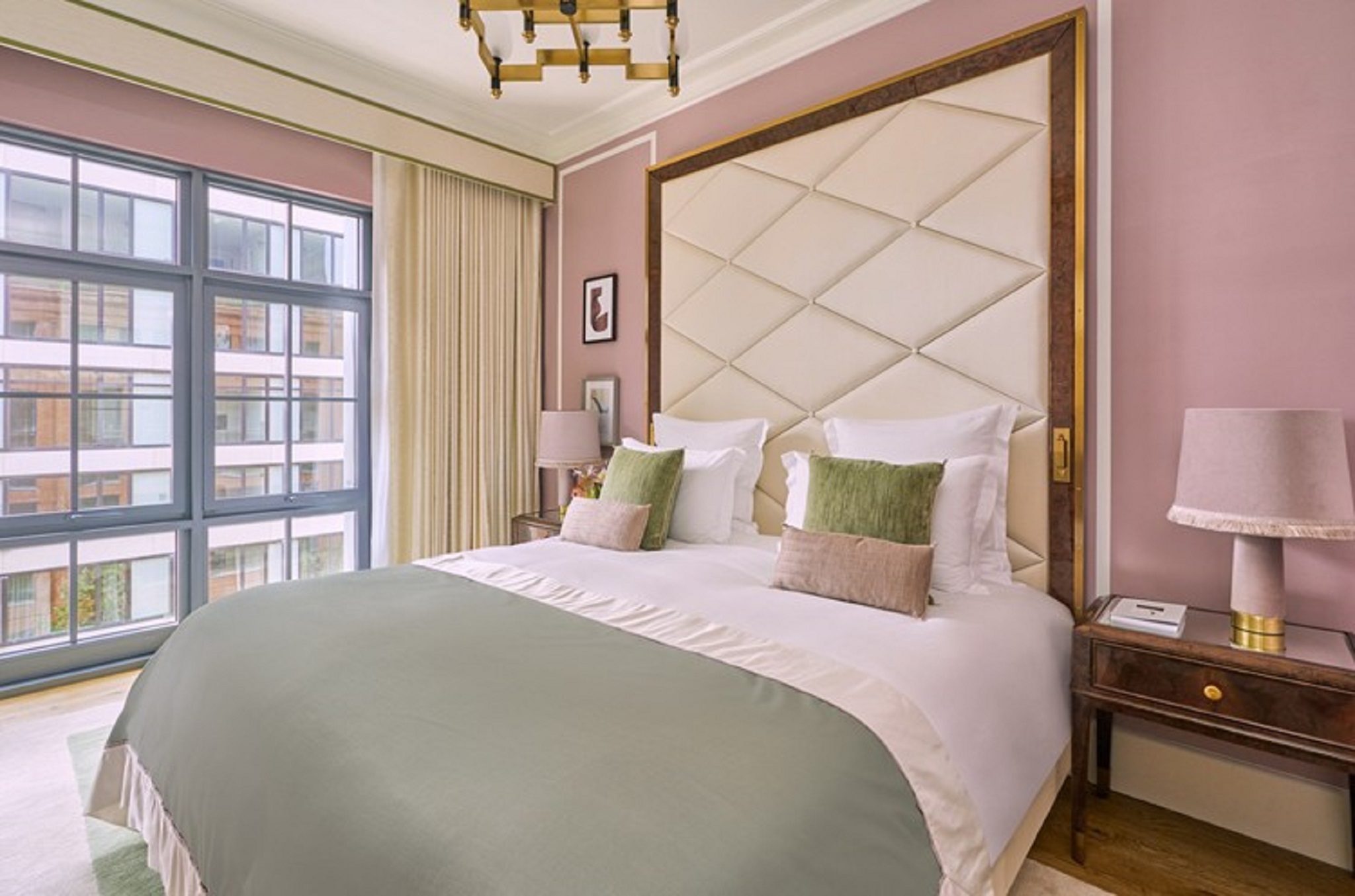 Junior Suite King Size Bed