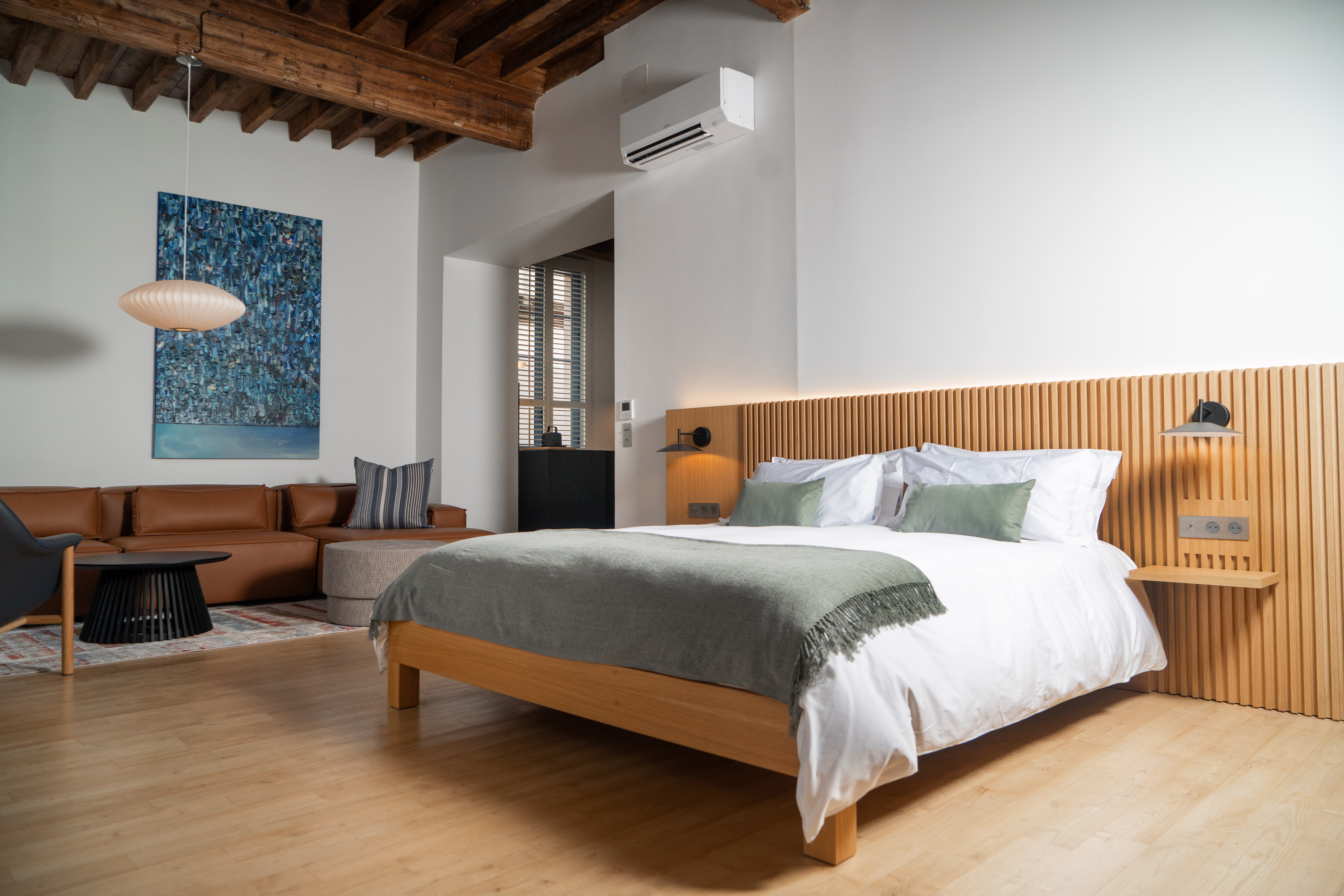 Double Superior King Bed