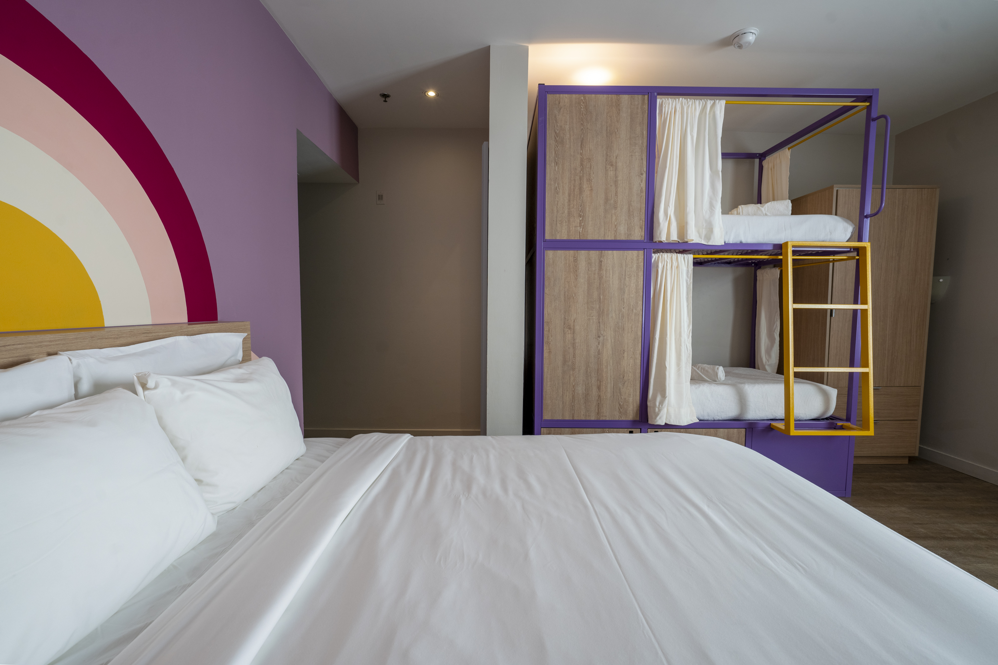 Family Room Capacity 4