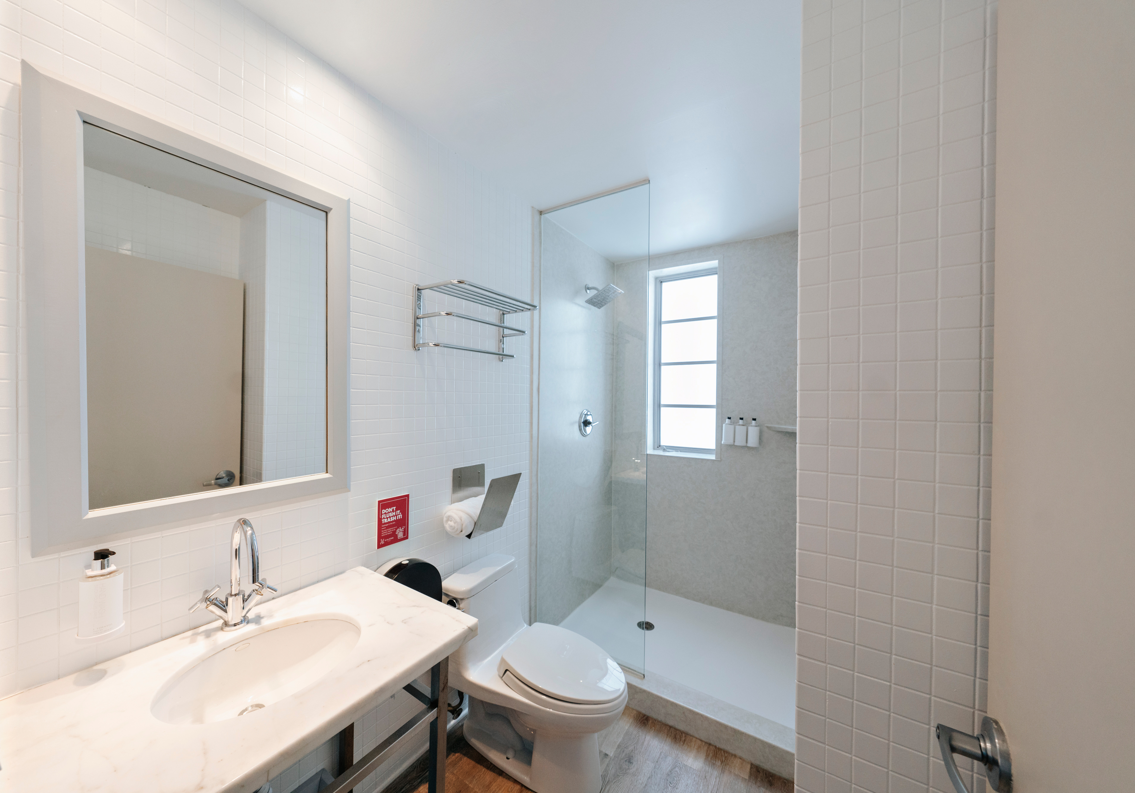 Double Classic Queen Bed