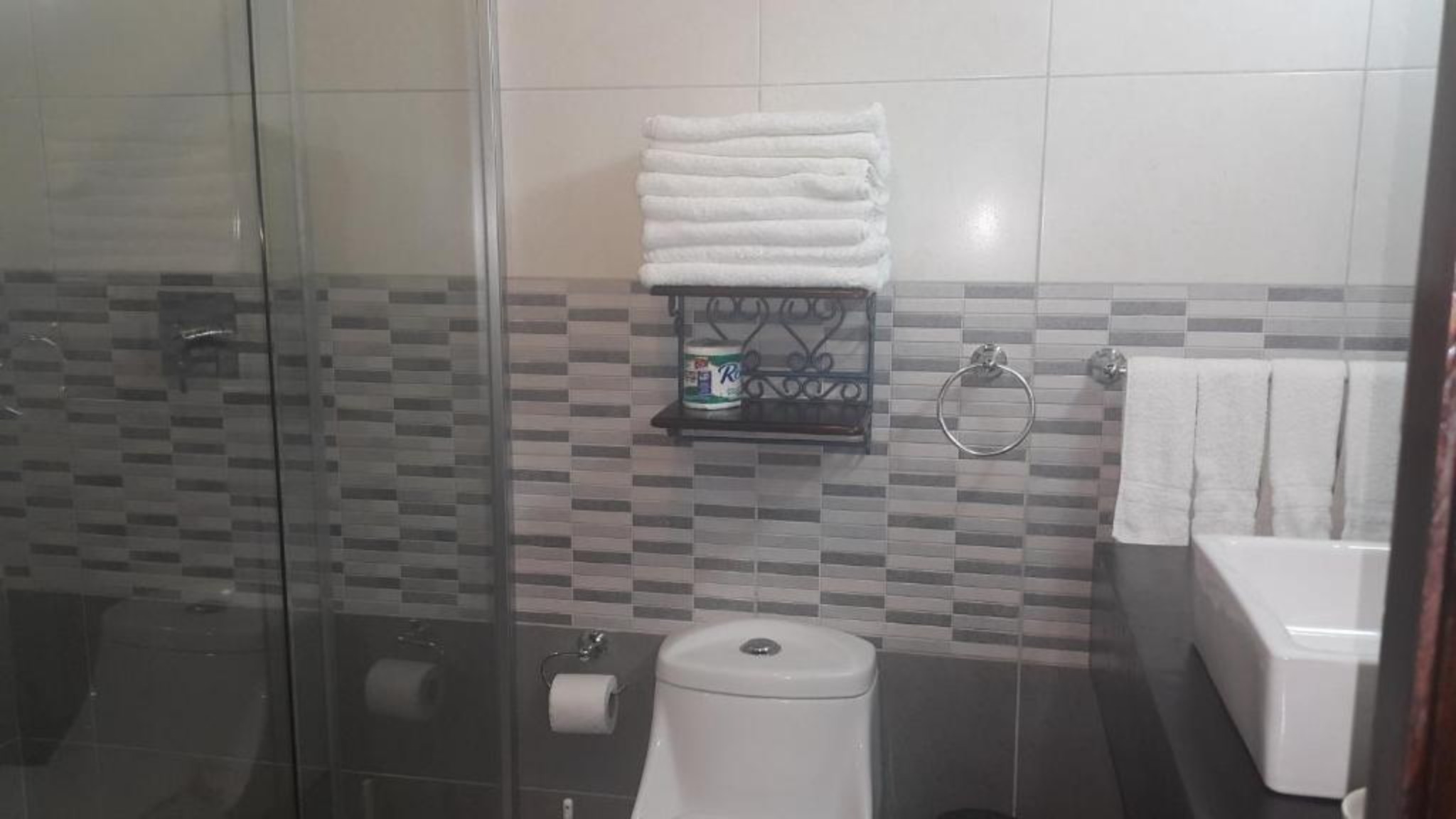 Quadruple Three Beds