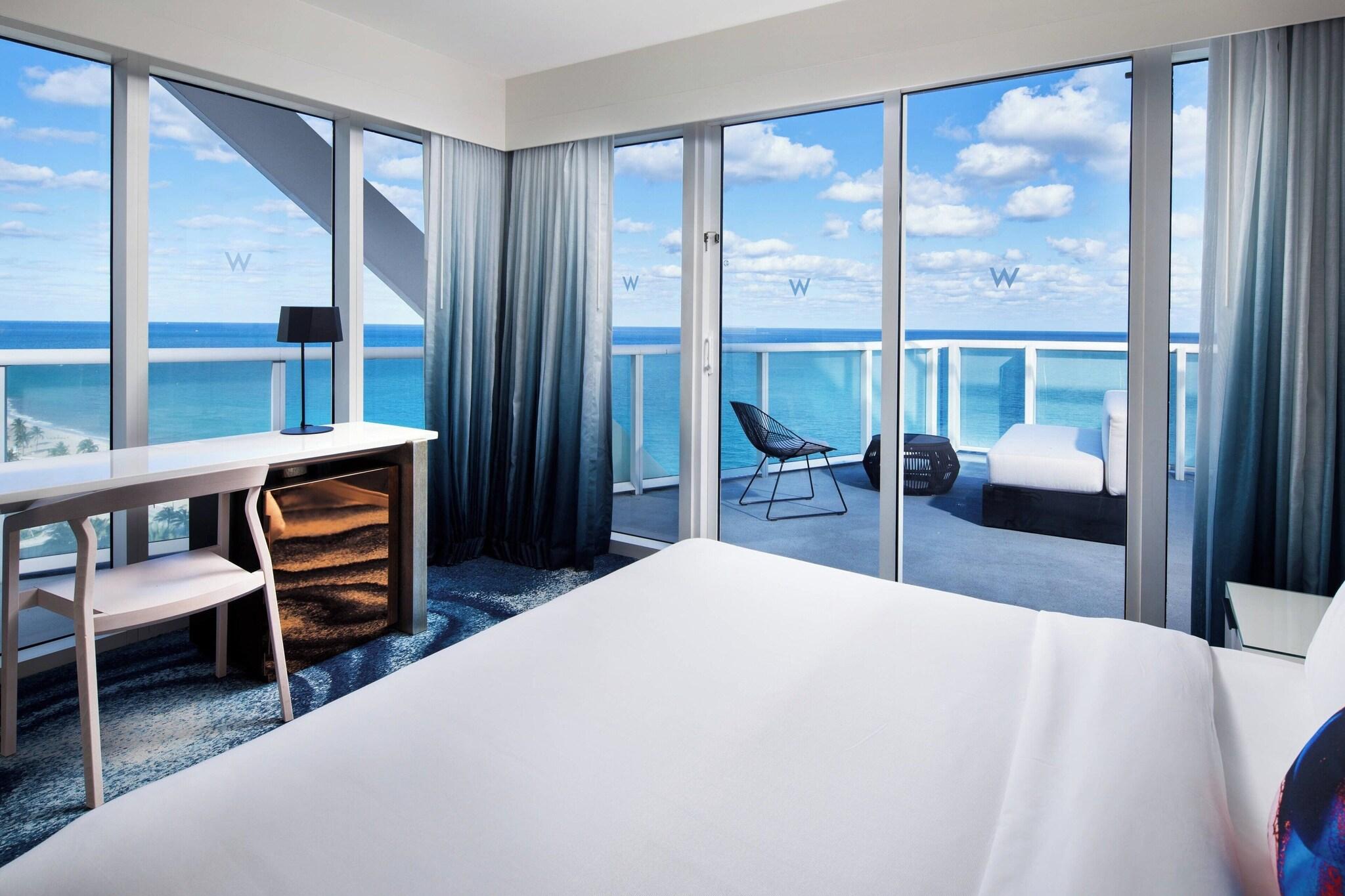 Suite Ocean Front King Bed