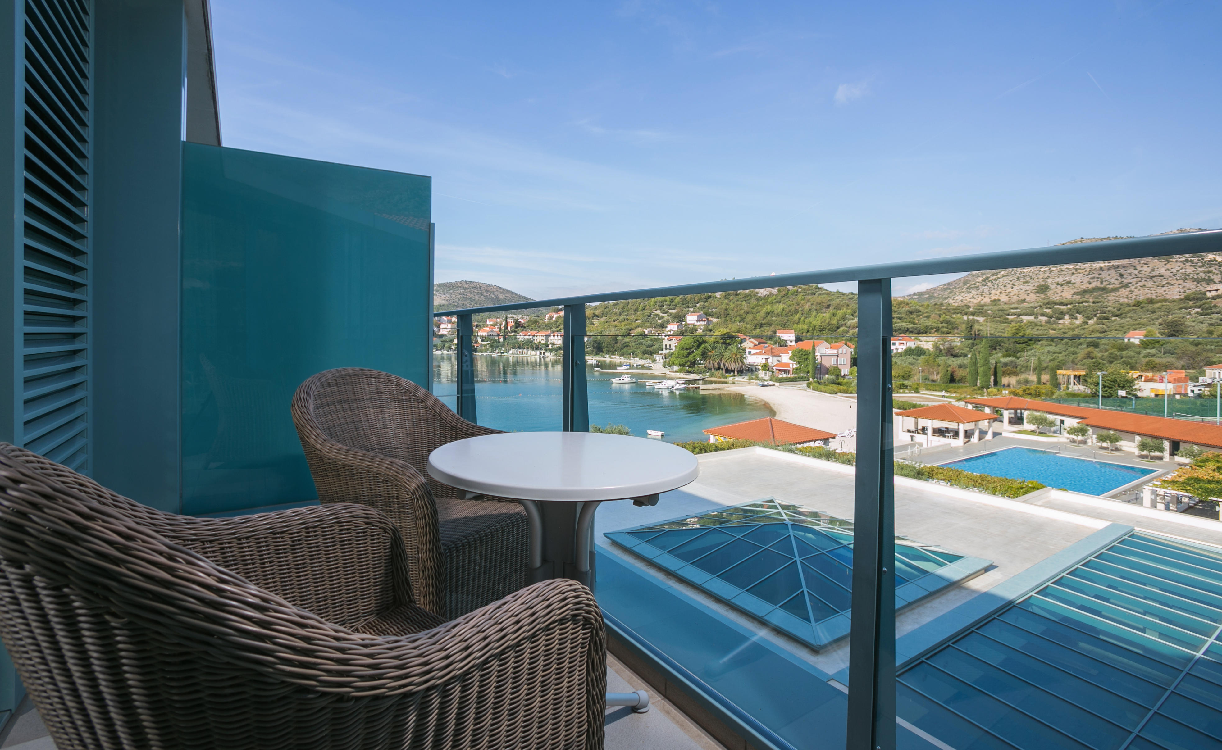 Double Single Side Sea View with Balcony