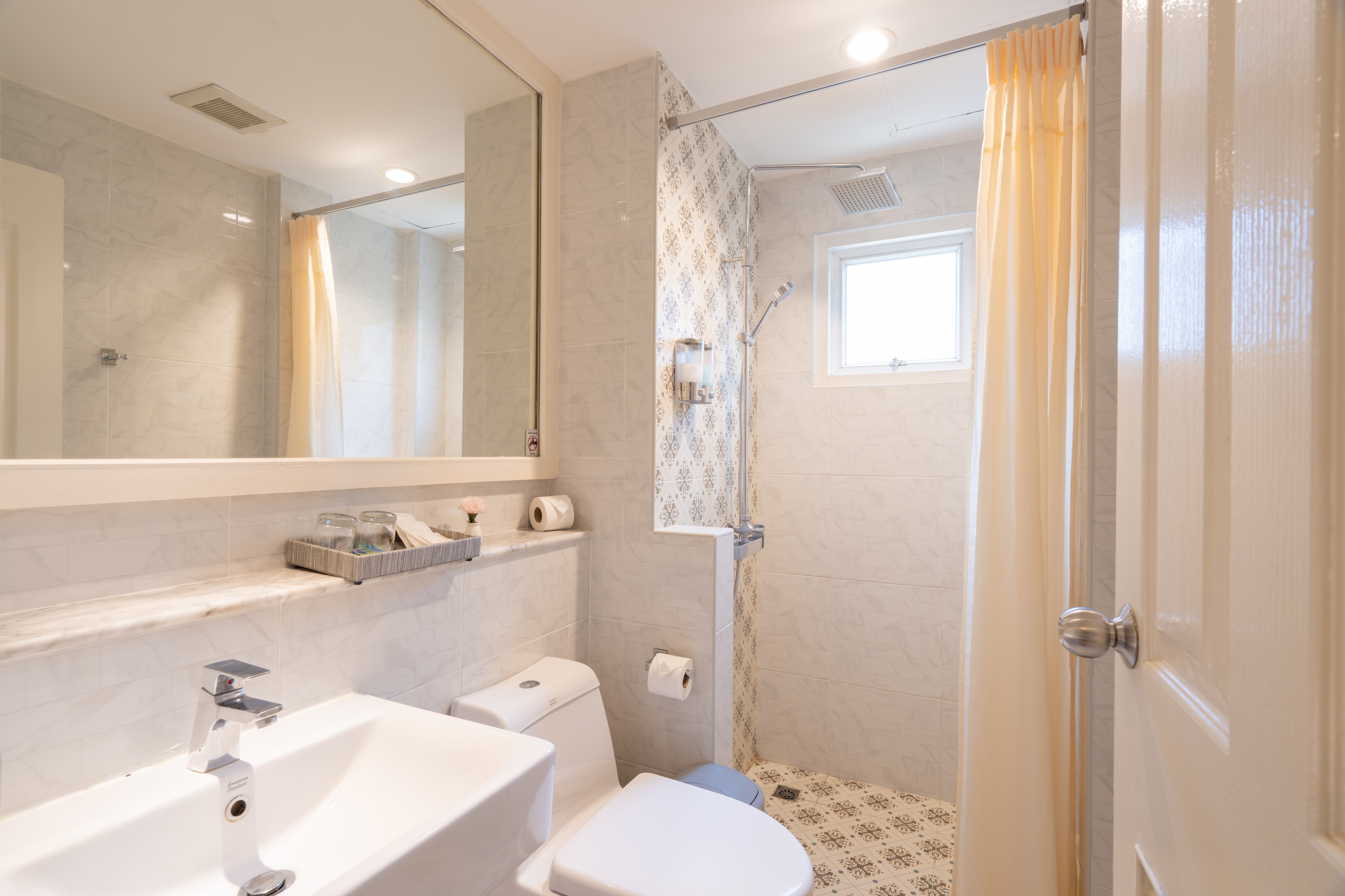 Double or Twin Standard