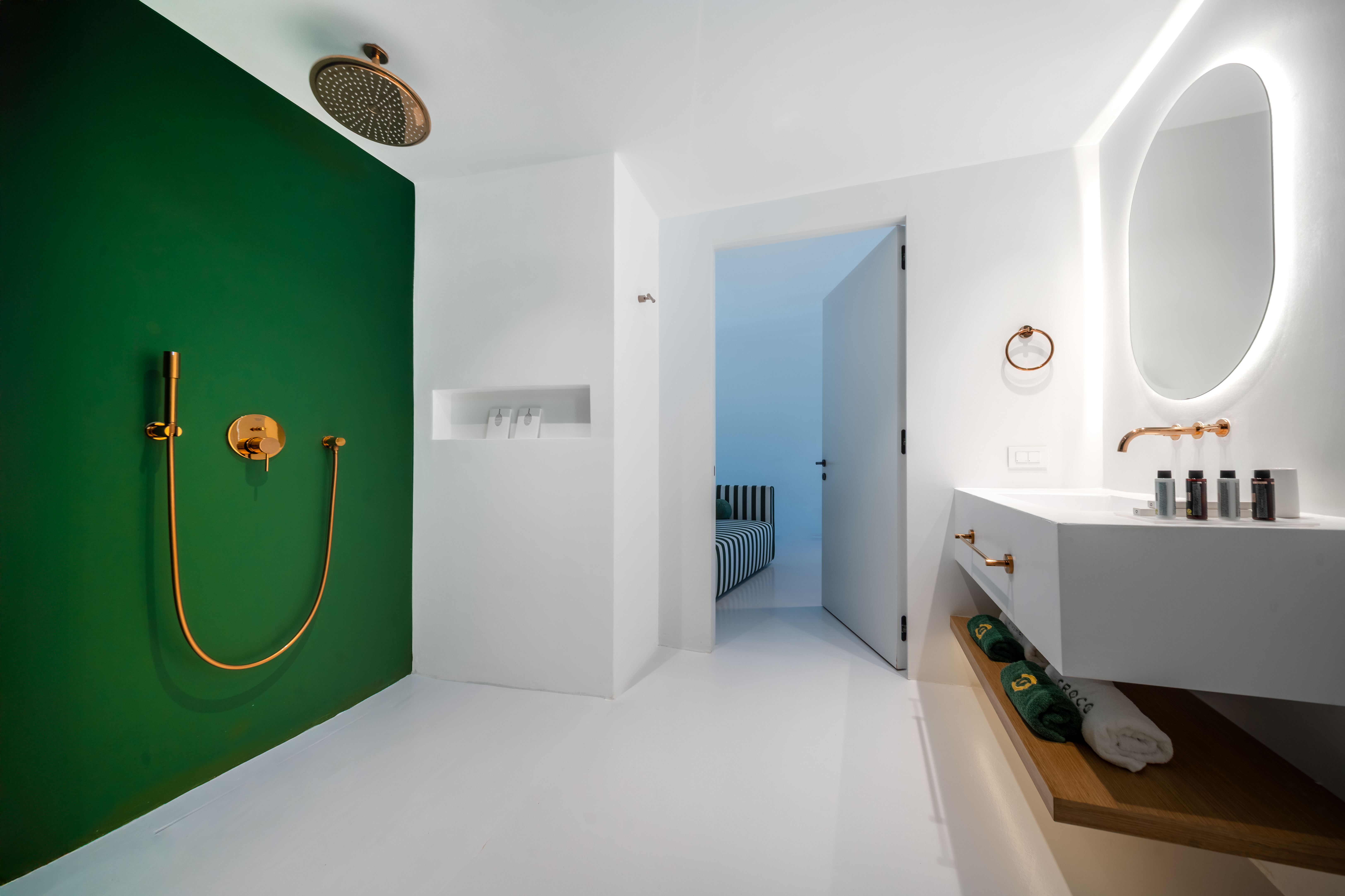 Double Deluxe Side Sea View