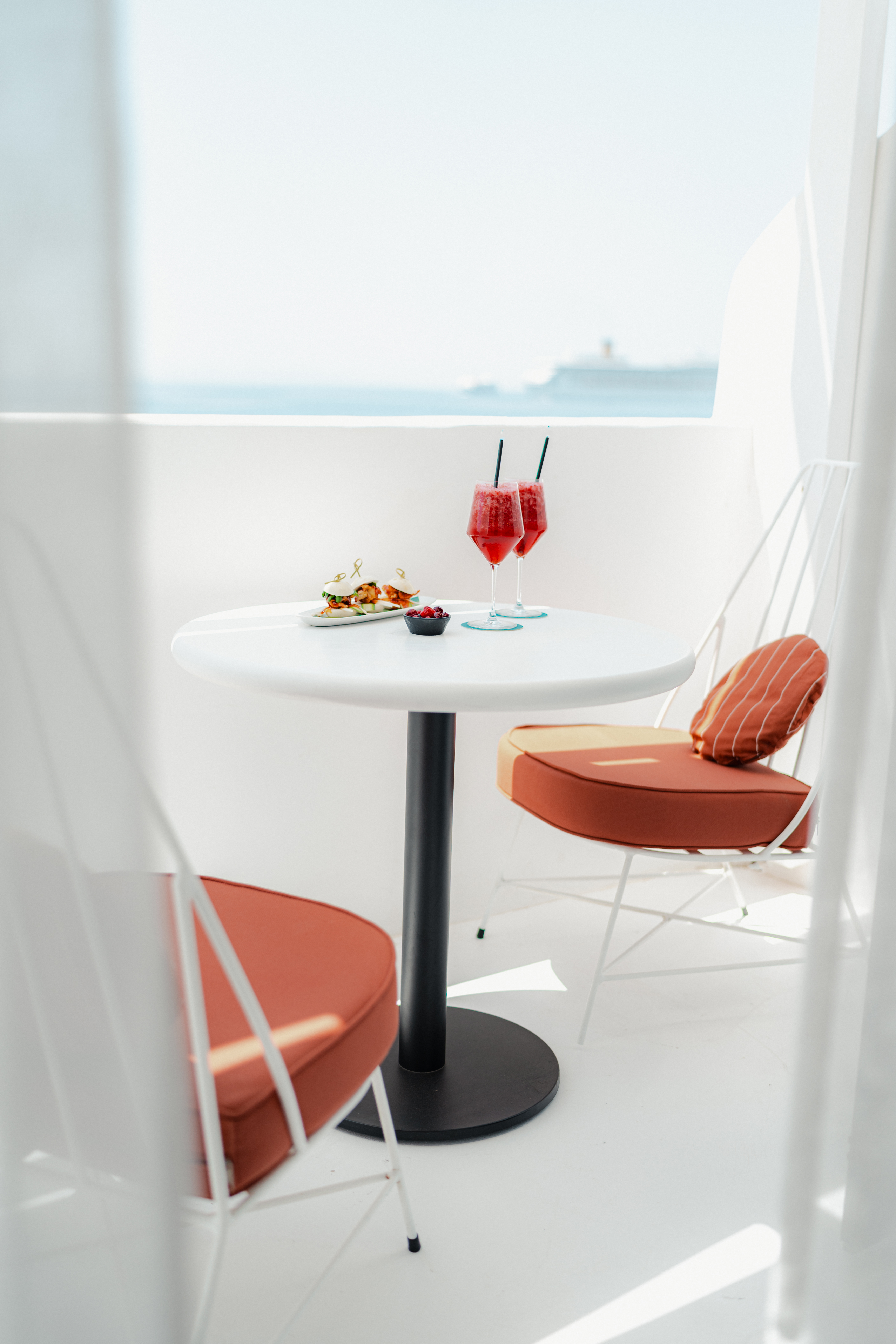 Double or Twin Superior Sea View