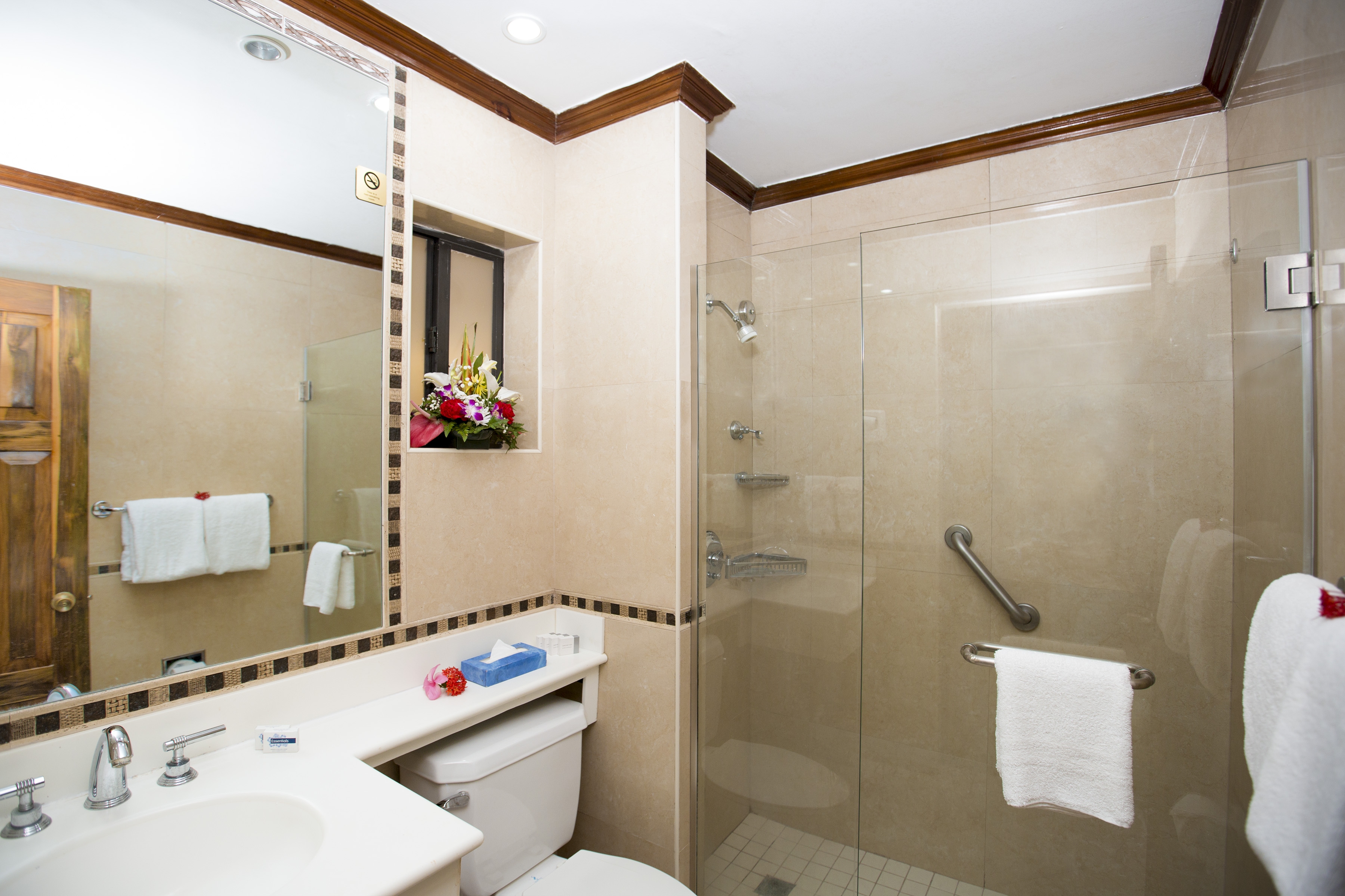 Double Garden View King Bed