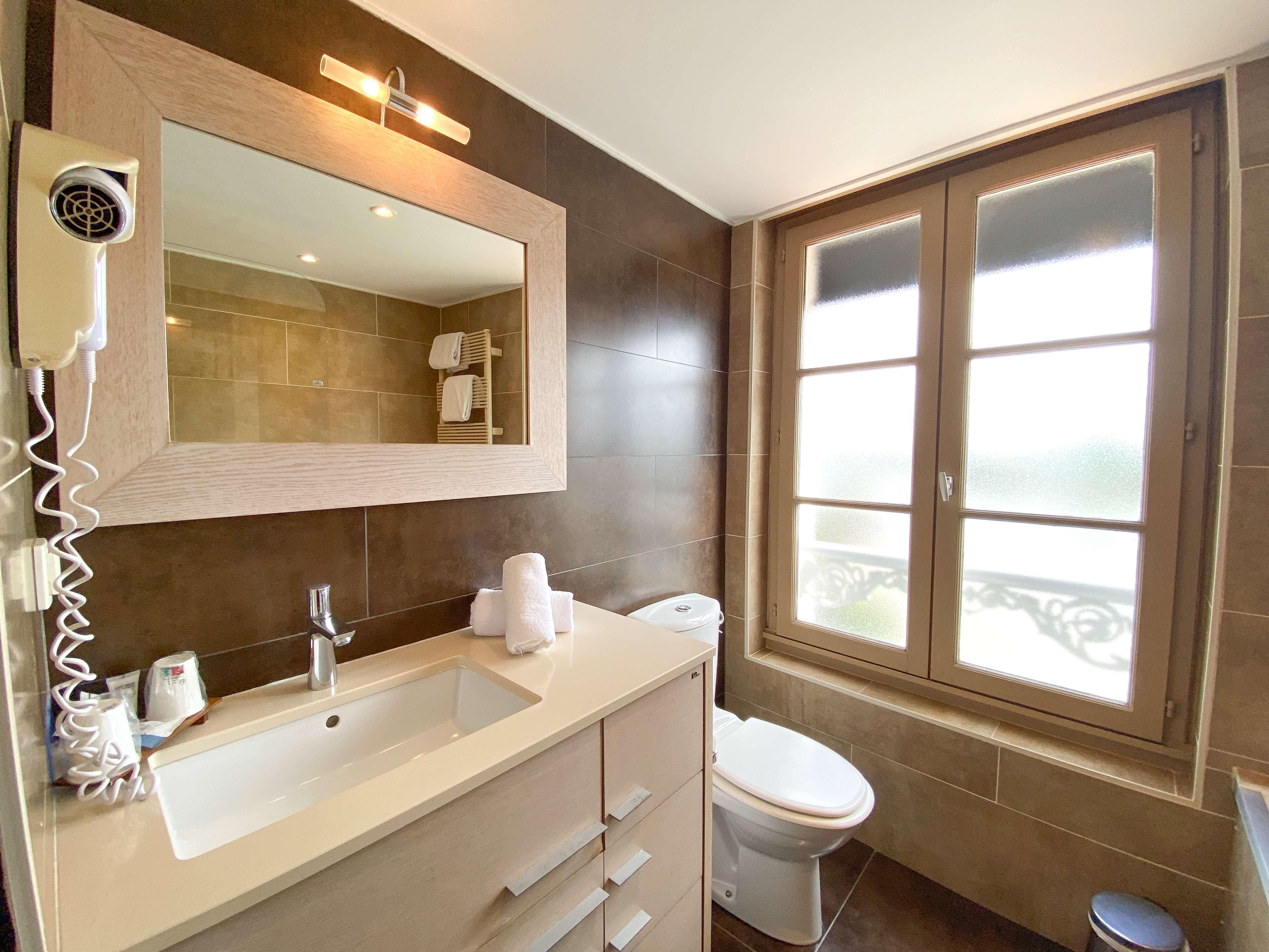 Double Deluxe with Views