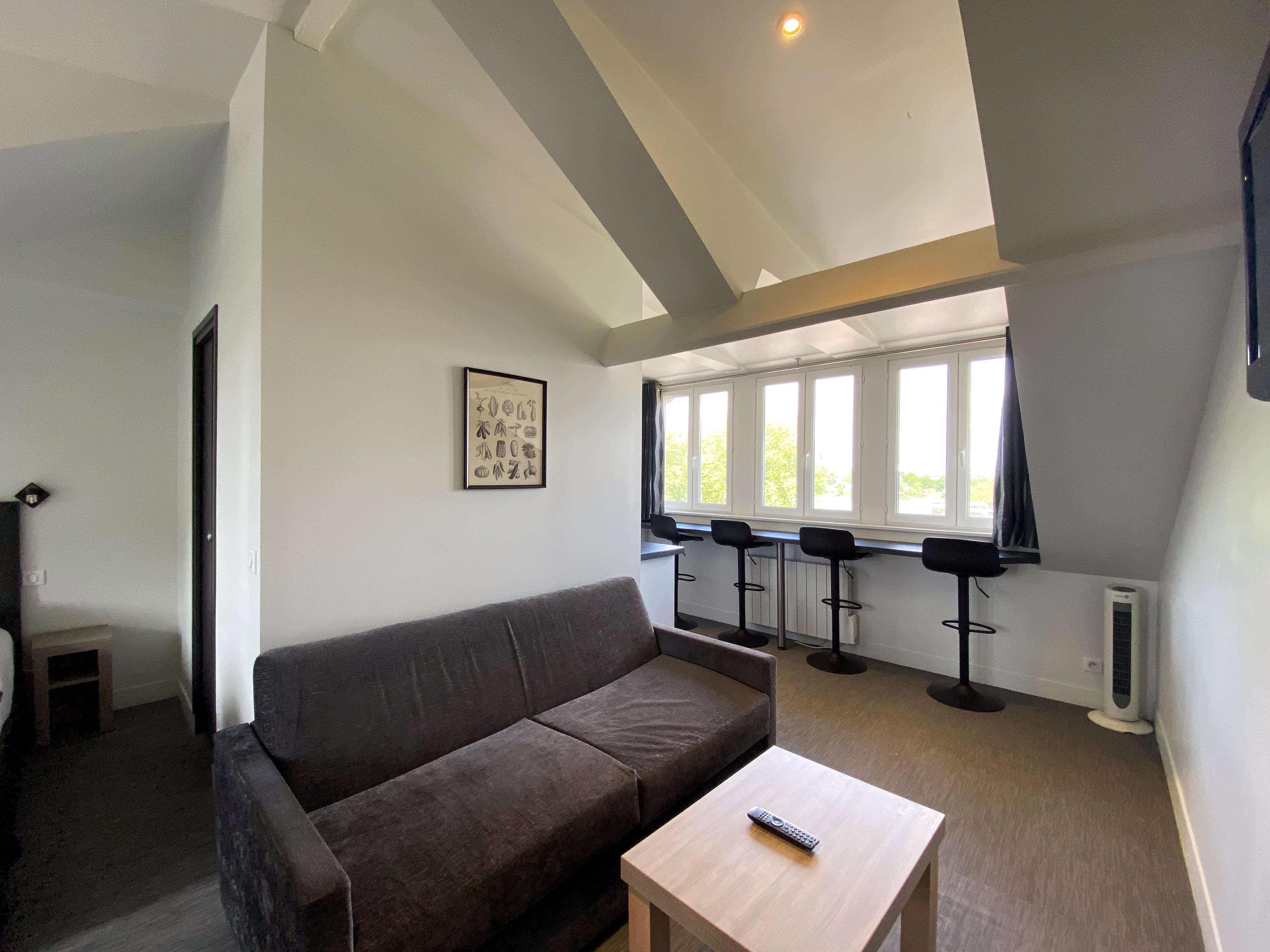 Apartment Queen Bed Non Smoking