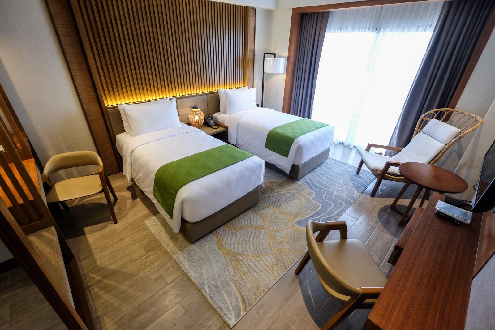 Twin Deluxe with Balcony