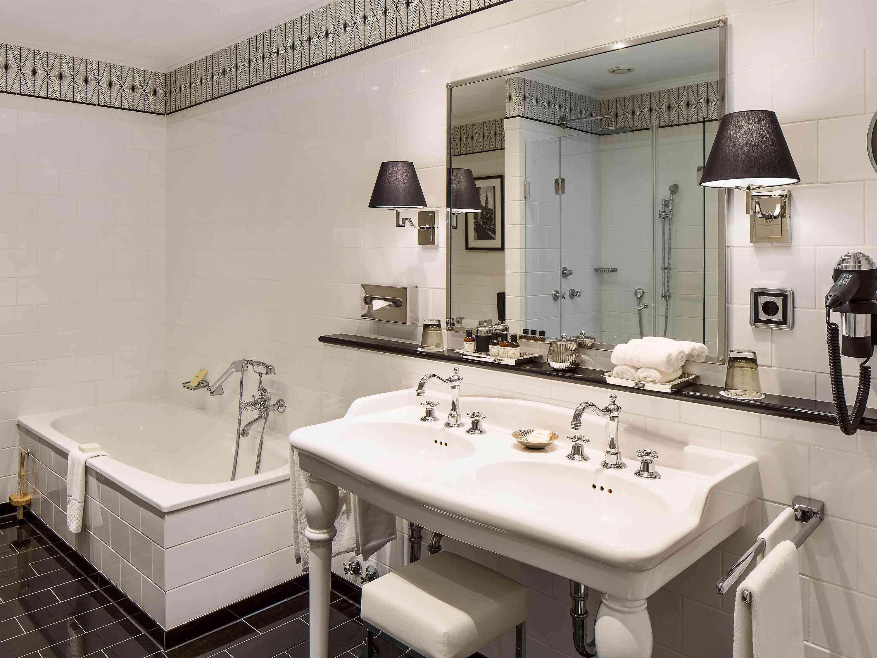 Suite Deluxe Lake View