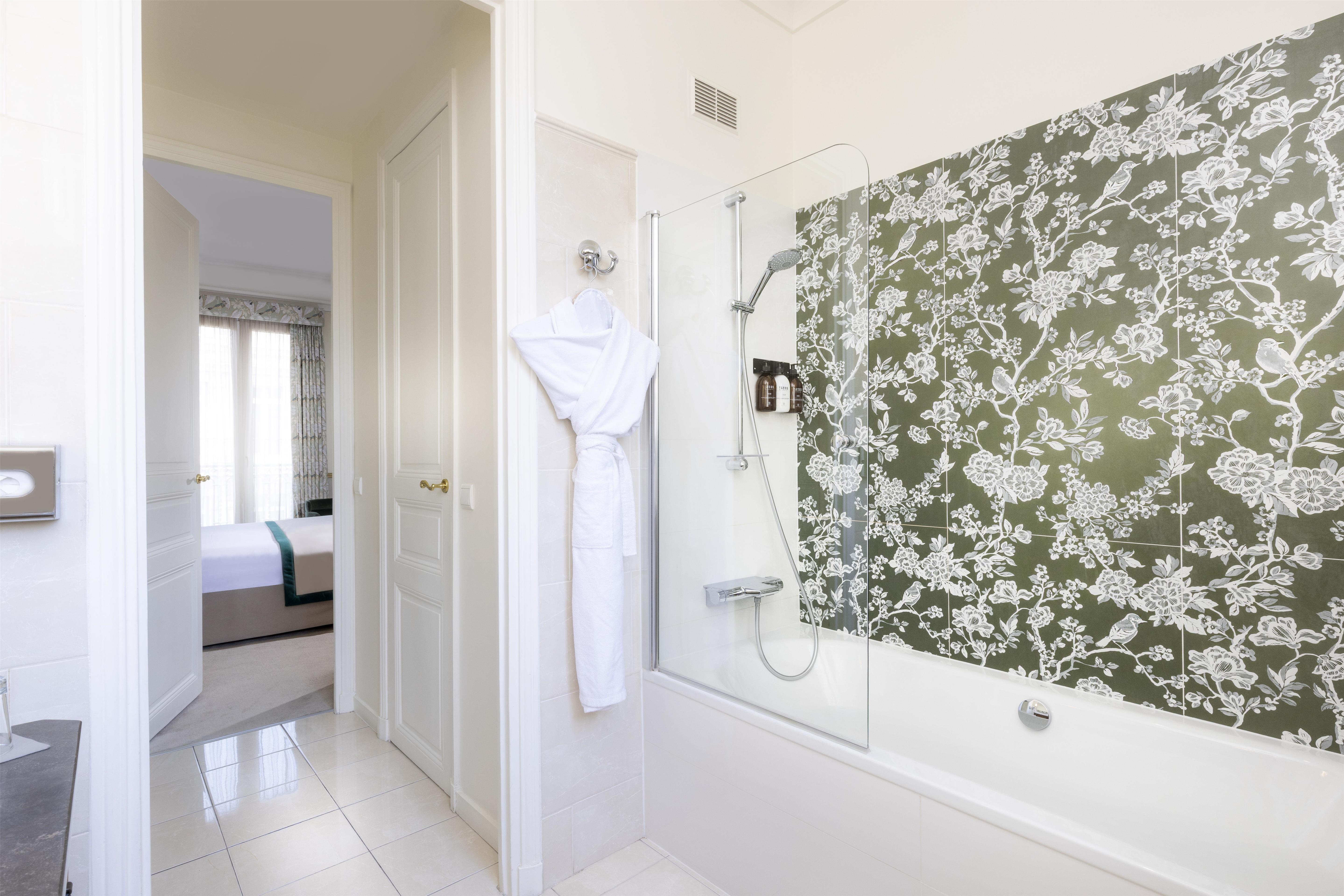 Junior Suite Standard