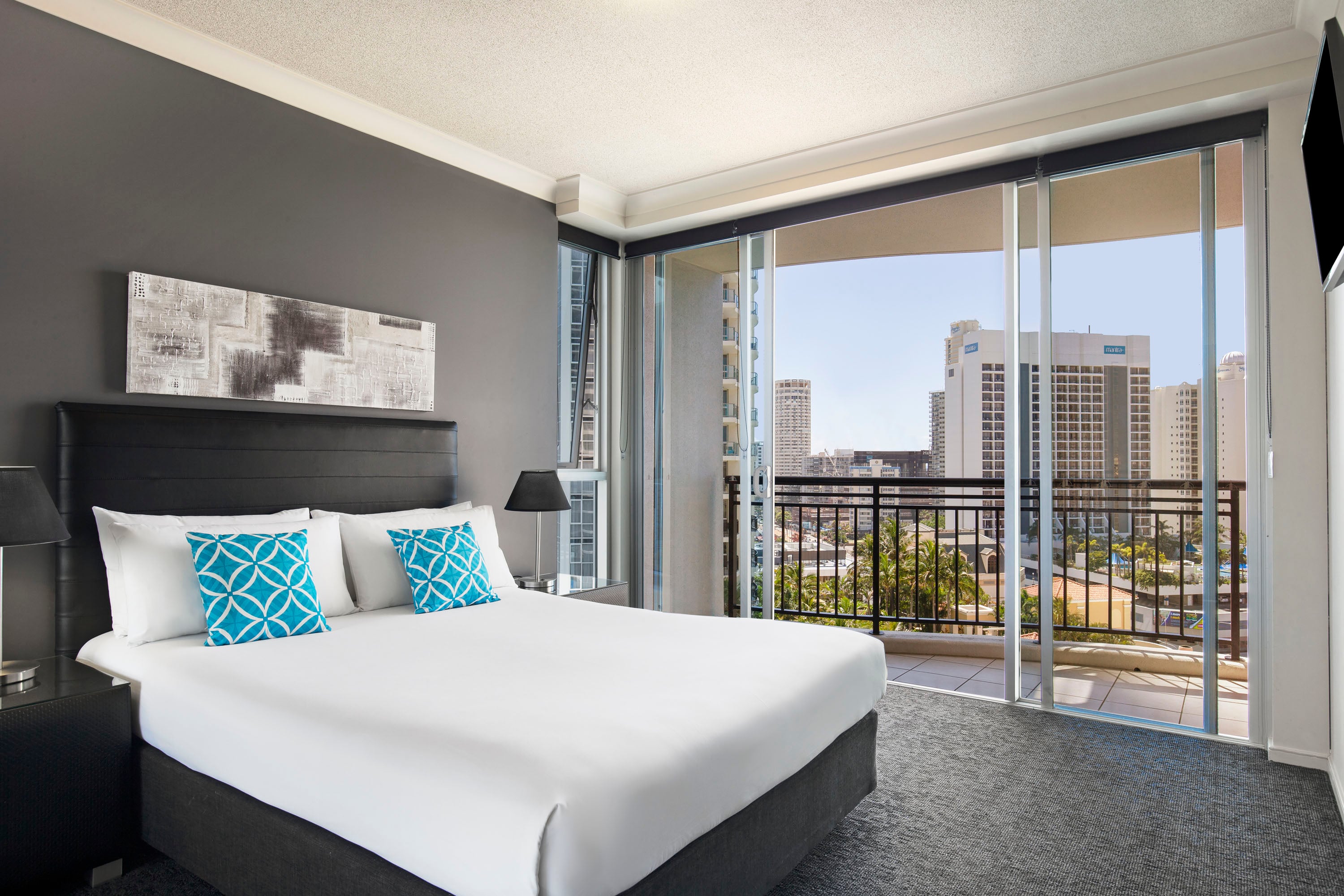 Apartment Two Bedrooms Two Bathrooms