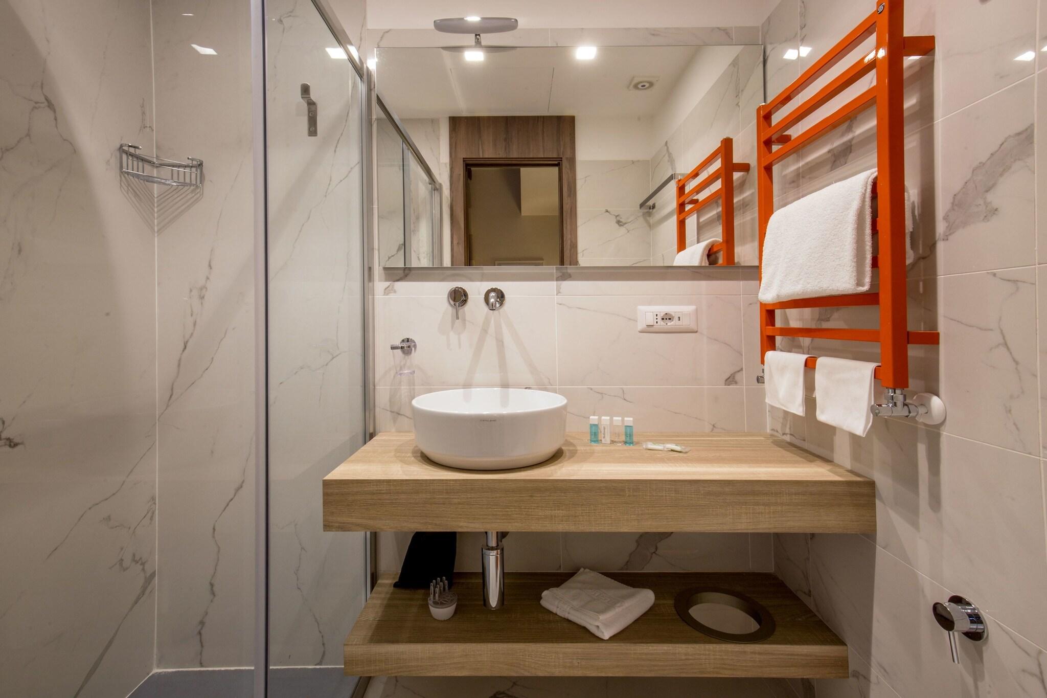 Double Queen Size Bed