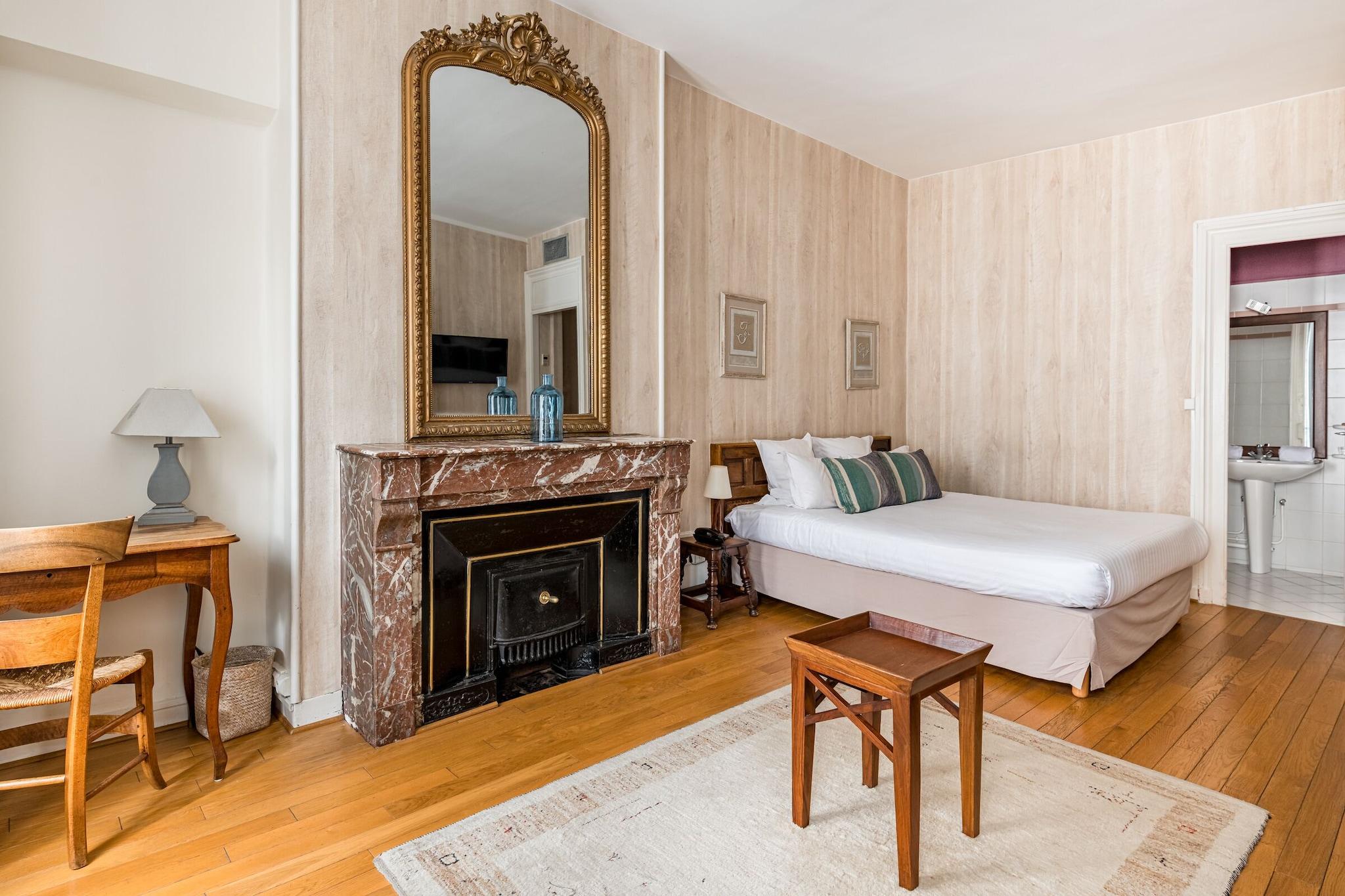 Double or Twin Superior