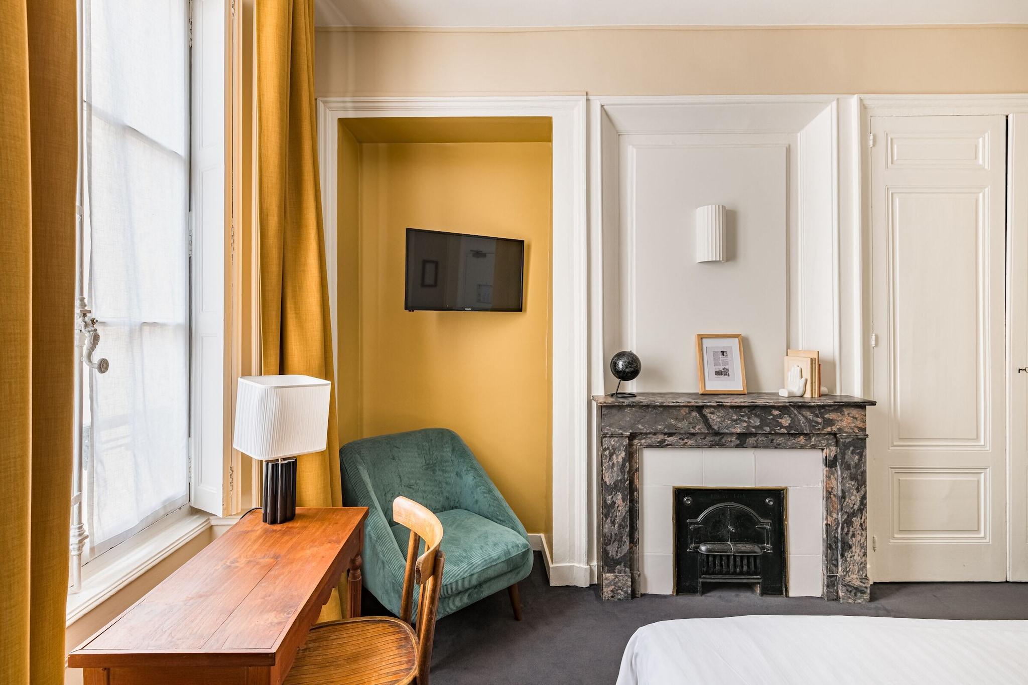 Double or Twin Superior