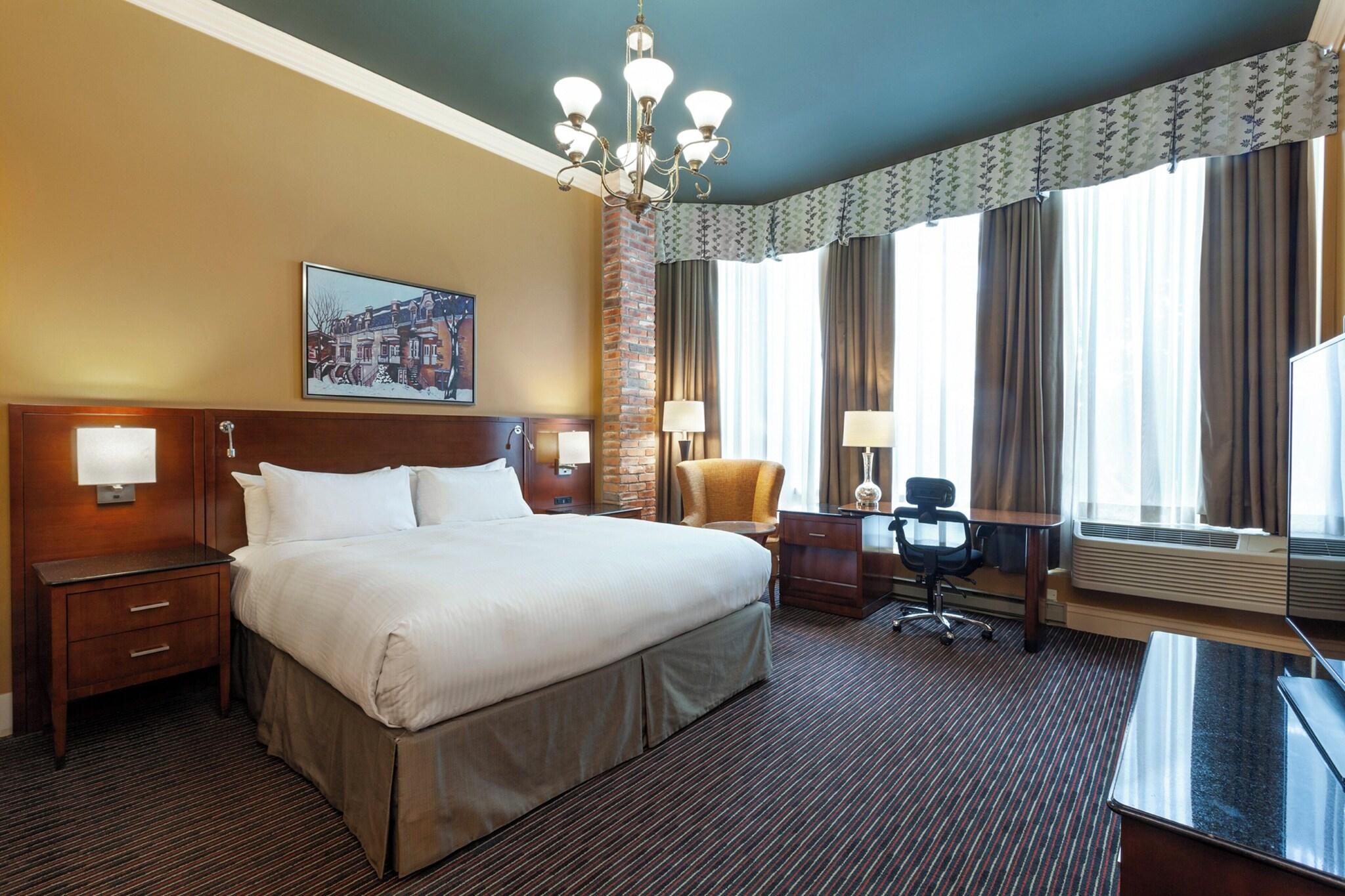 Double King Size Bed