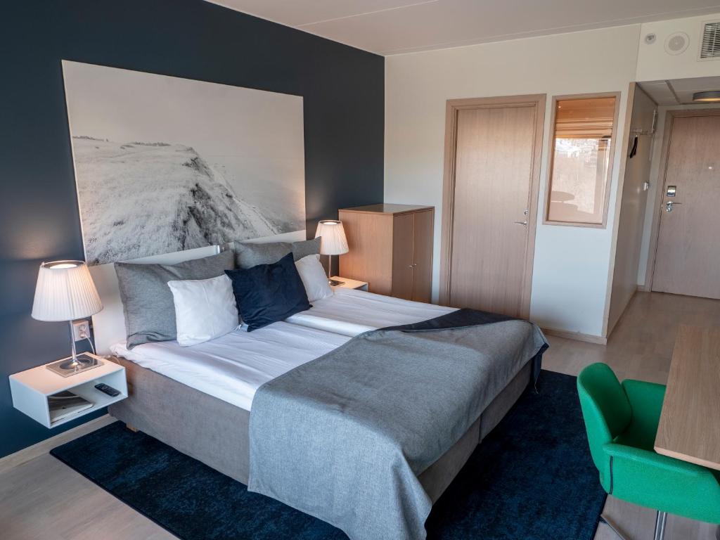 Double or Twin Superior