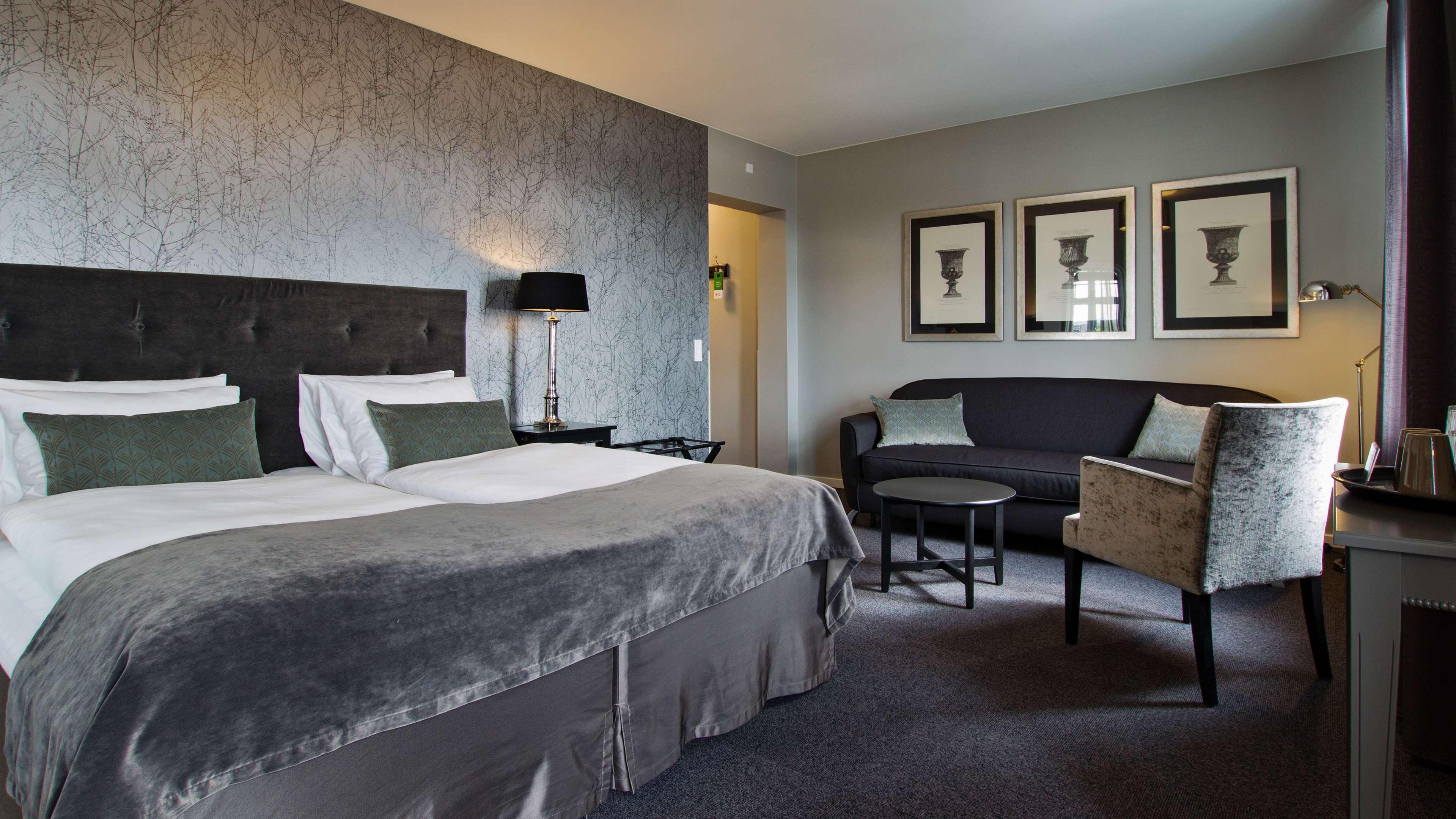 Junior Suite King Bed Non Smoking