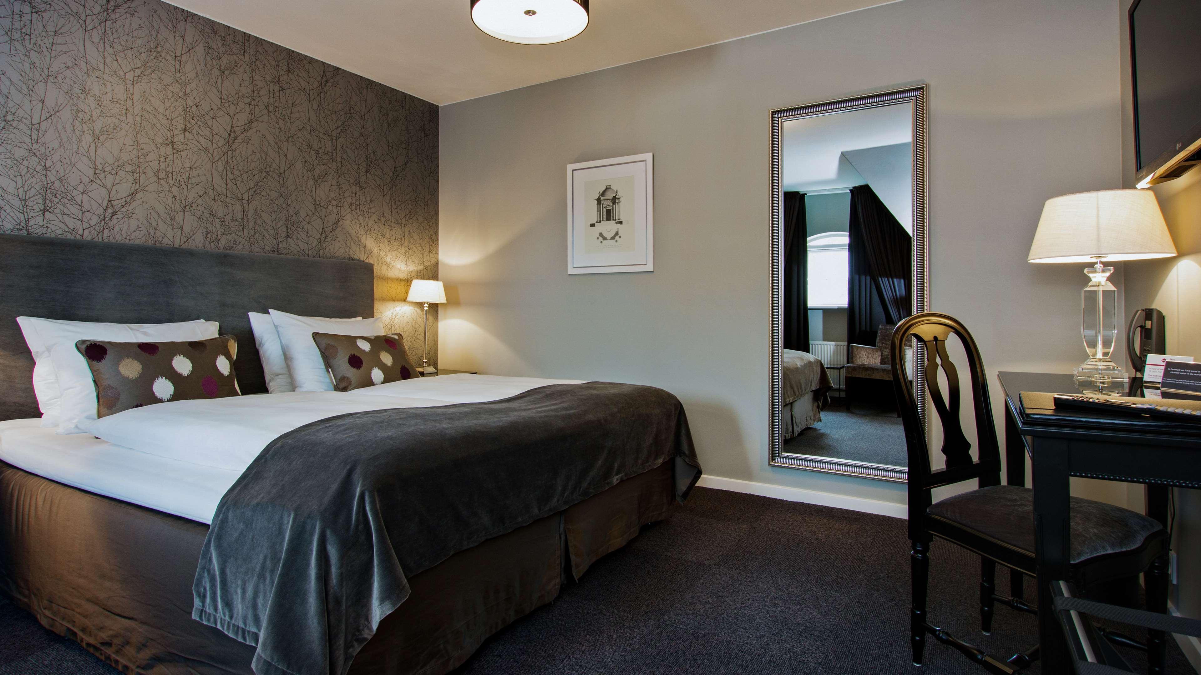 Double Executive King Bed