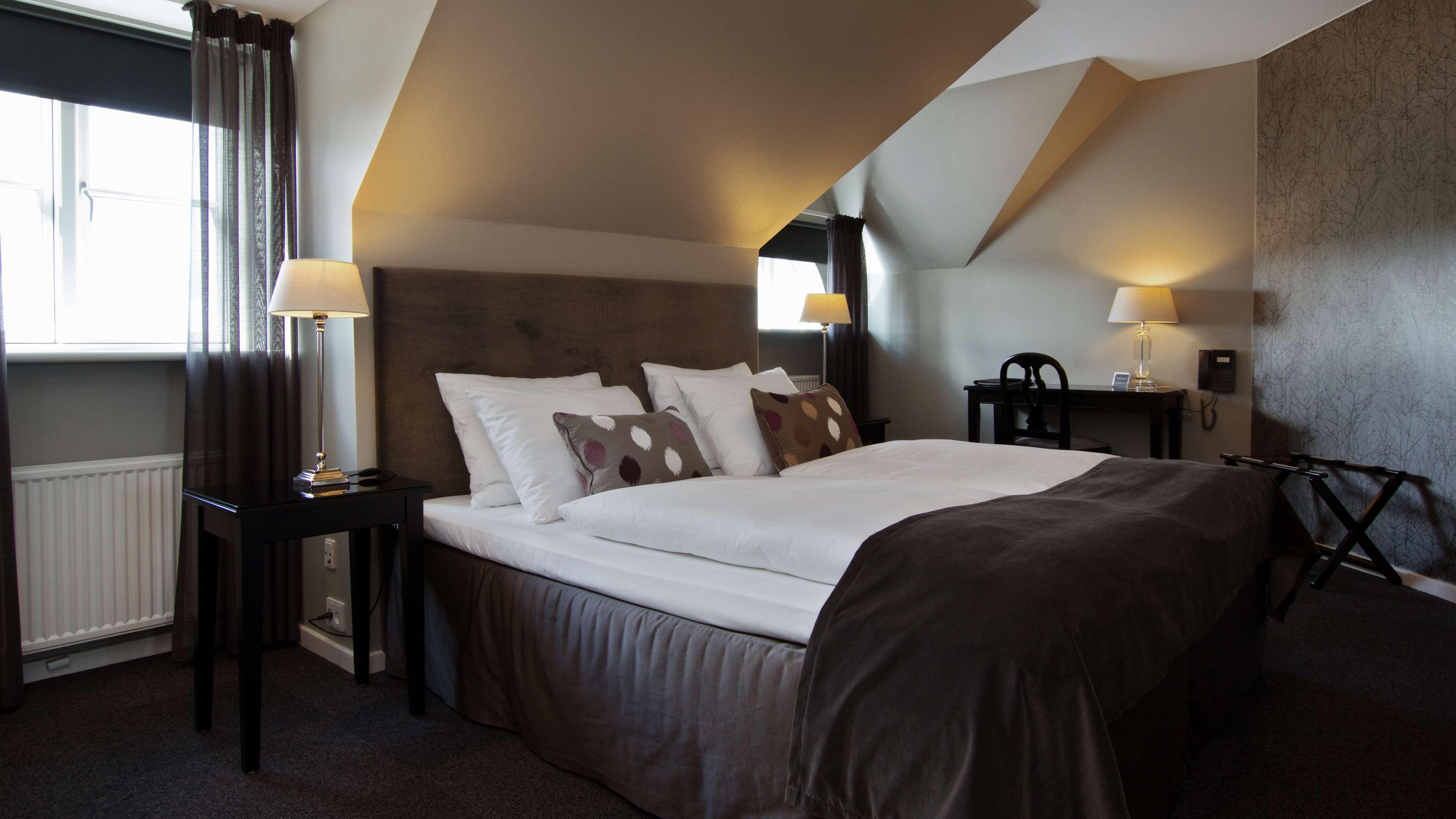 Double Executive King Bed