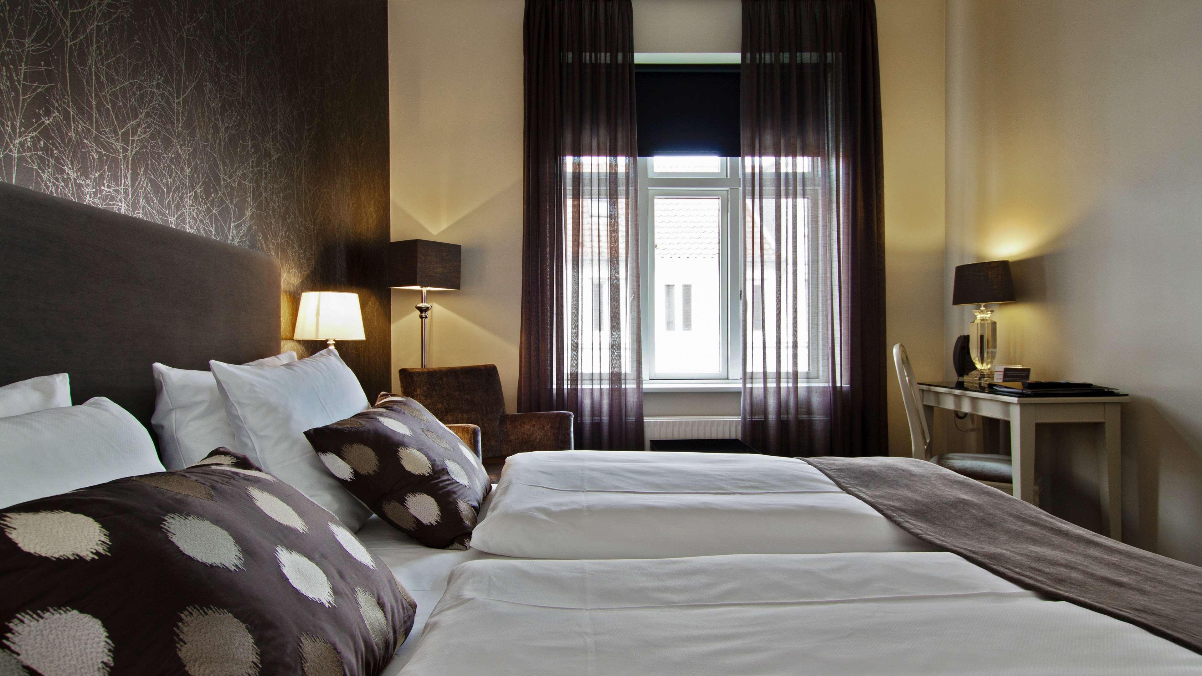 Double Executive King Bed