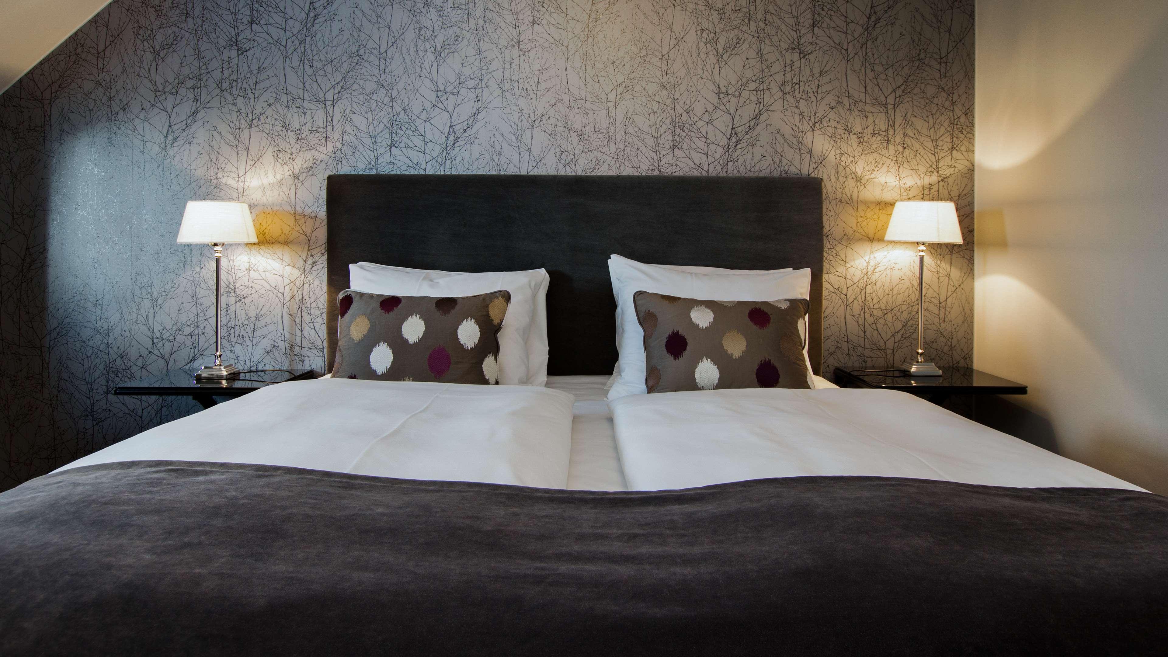 Double Executive King Bed