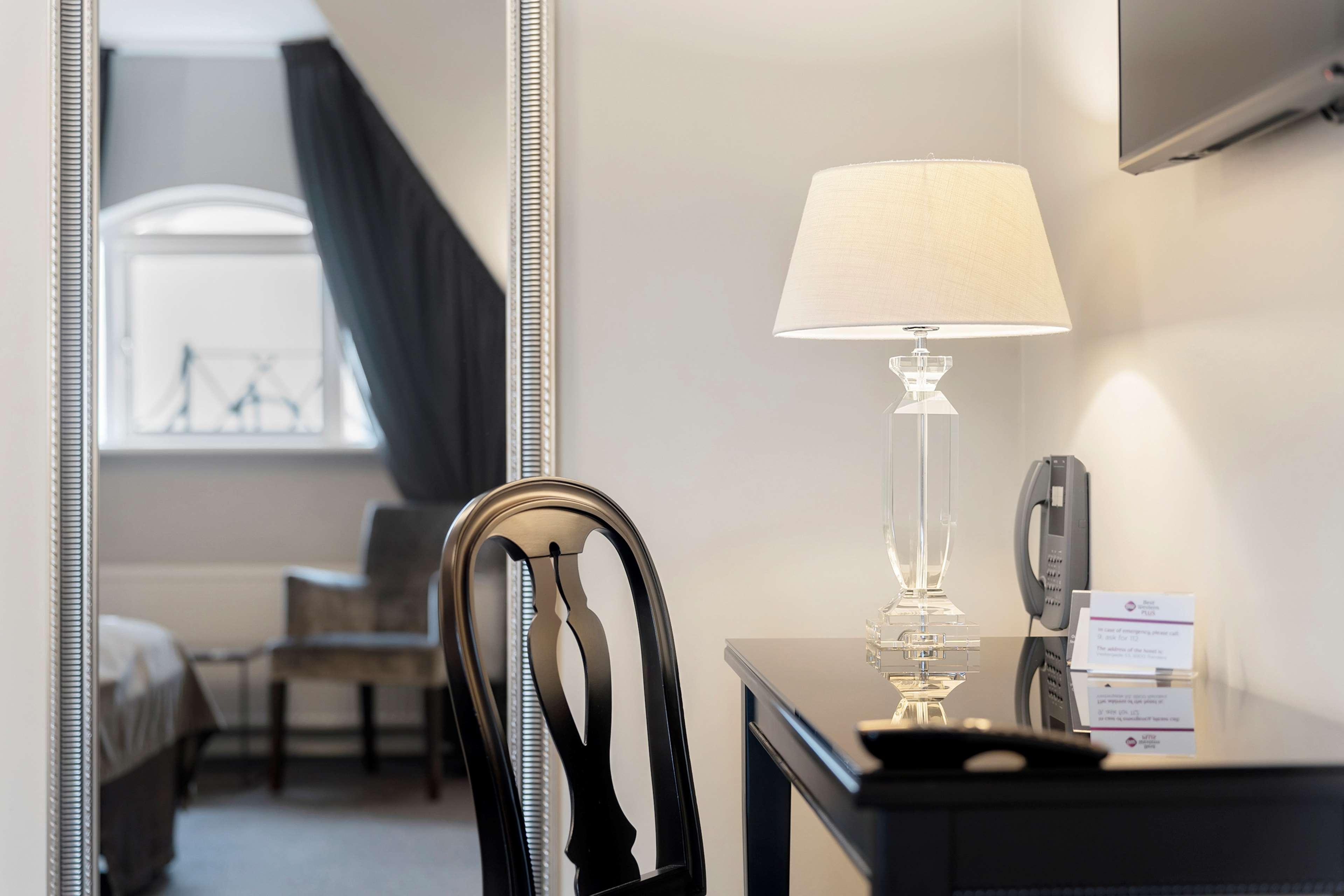 Double Executive King Bed