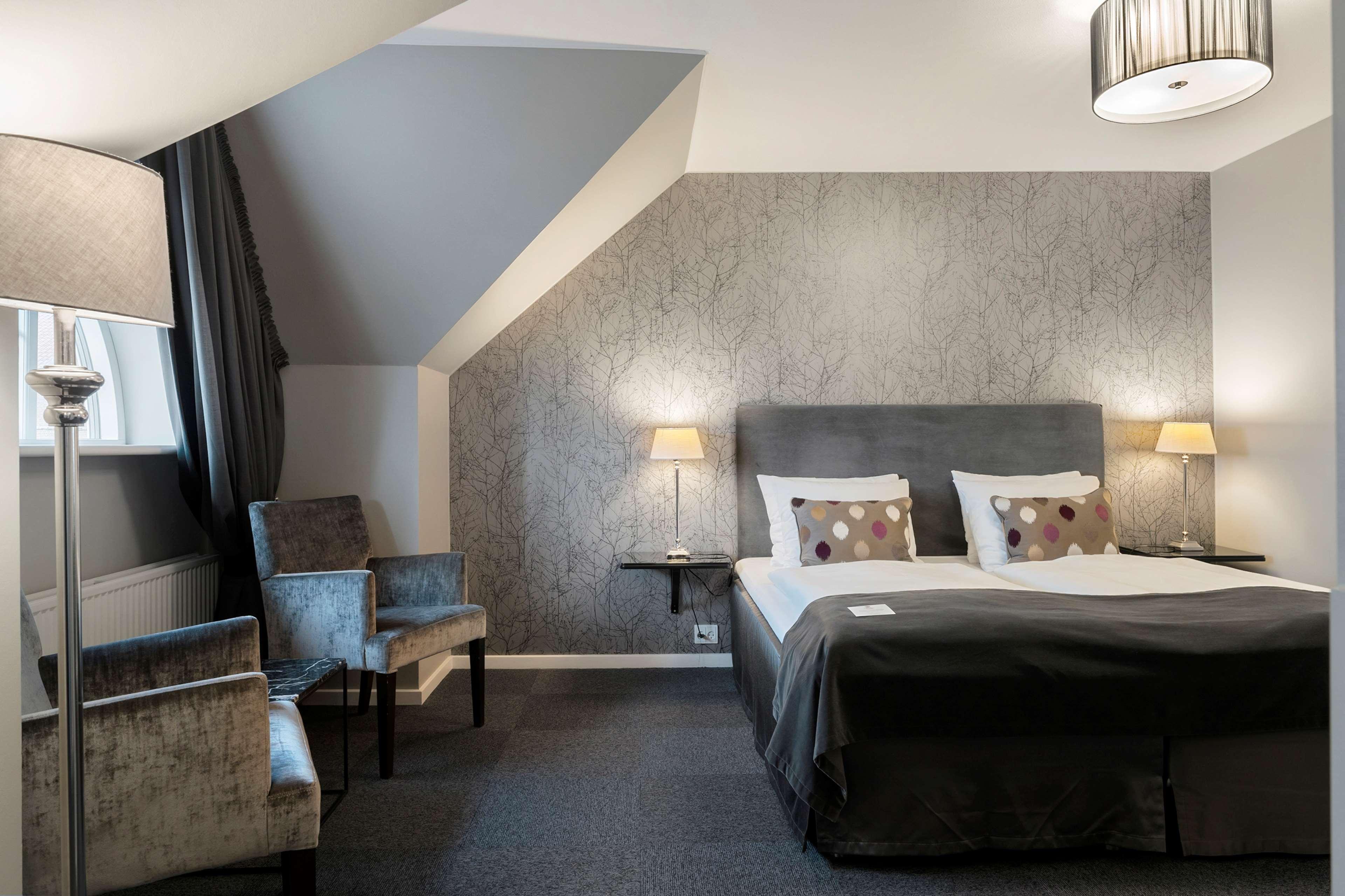 Double Executive King Bed