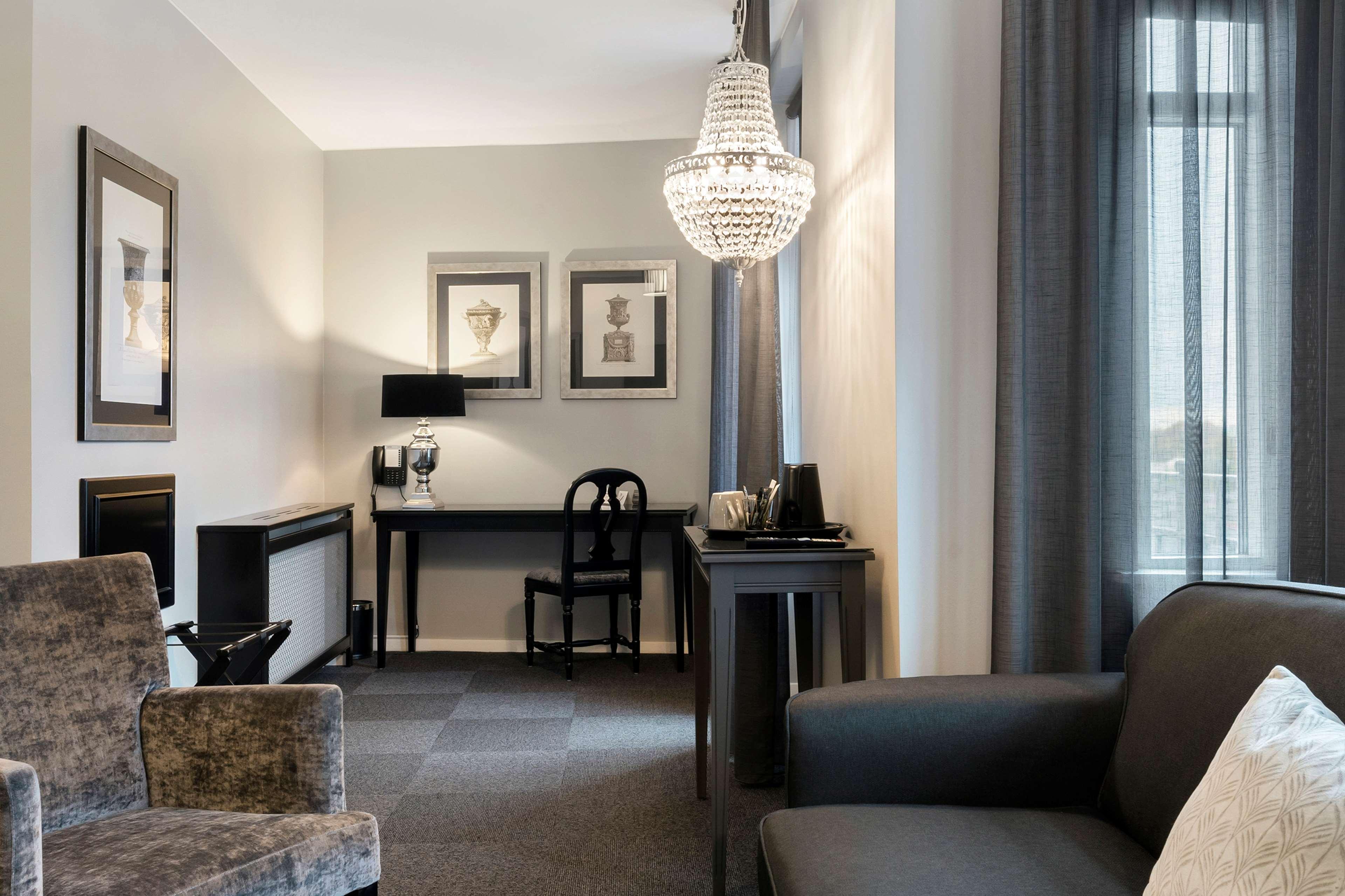 Junior Suite King Bed Non Smoking