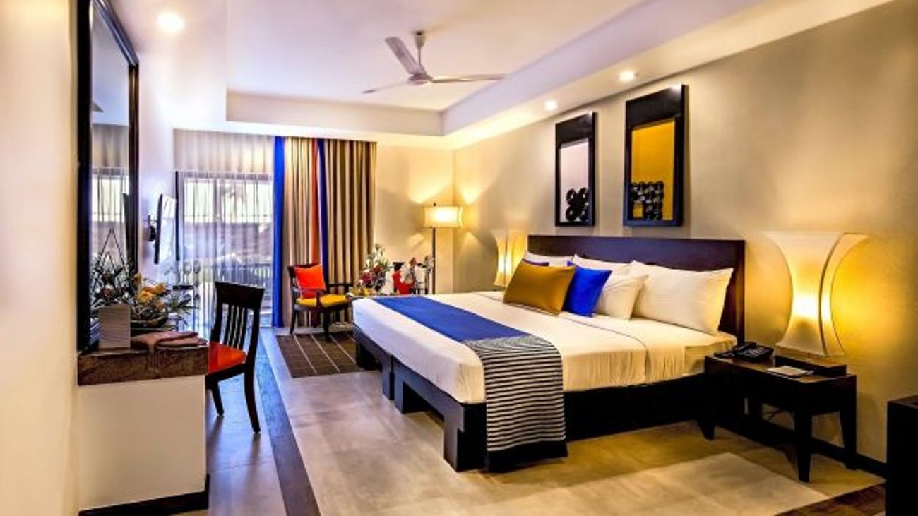 Single Superior Pool View