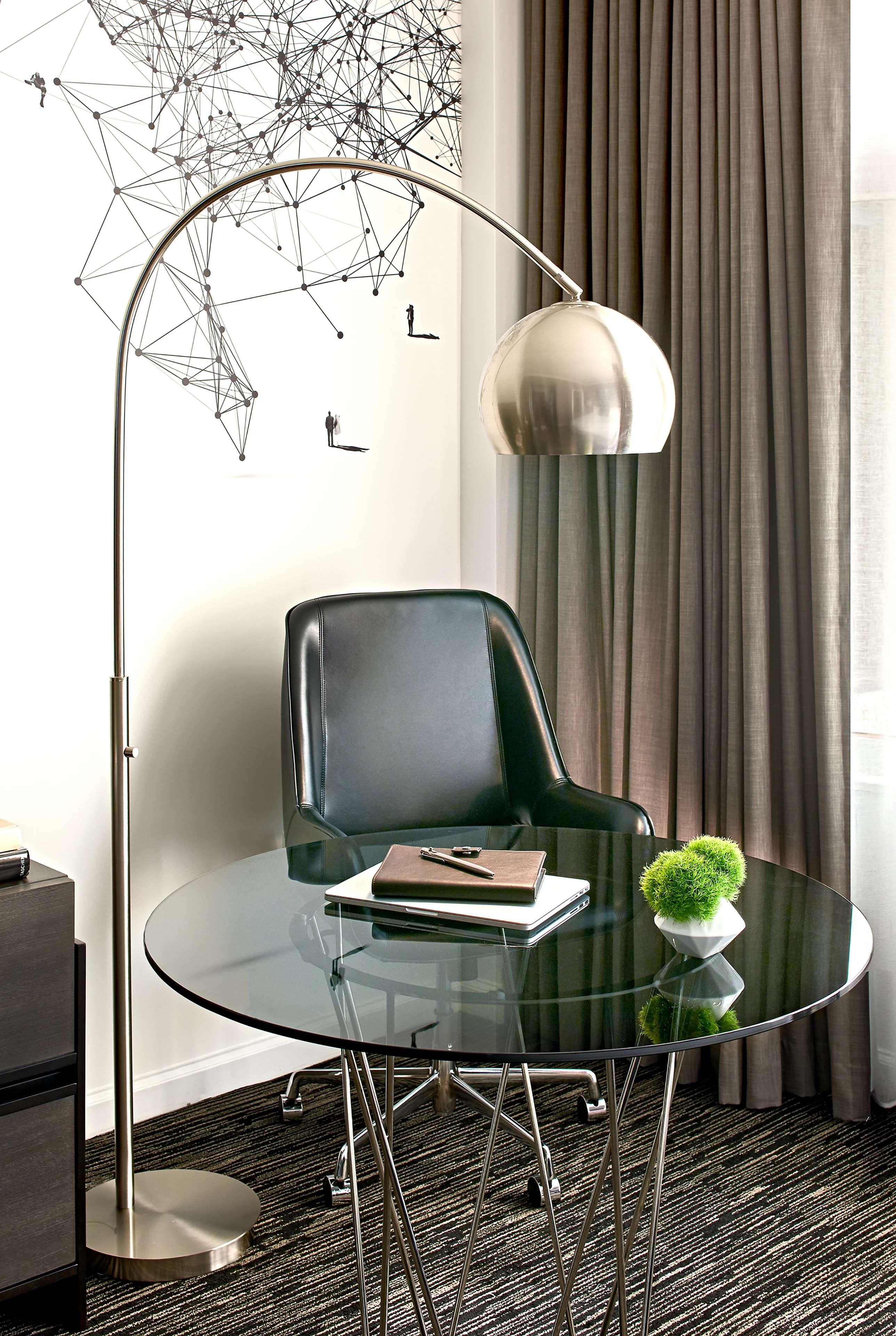 Double Deluxe King Bed