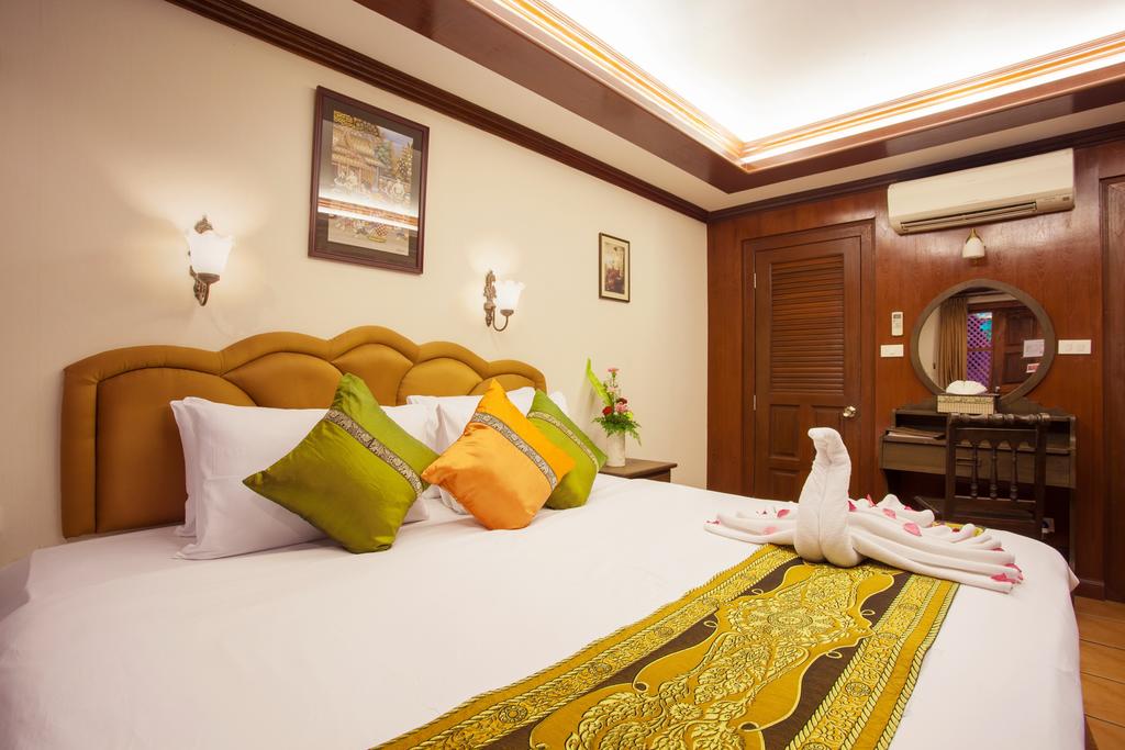 Double or Twin Superior