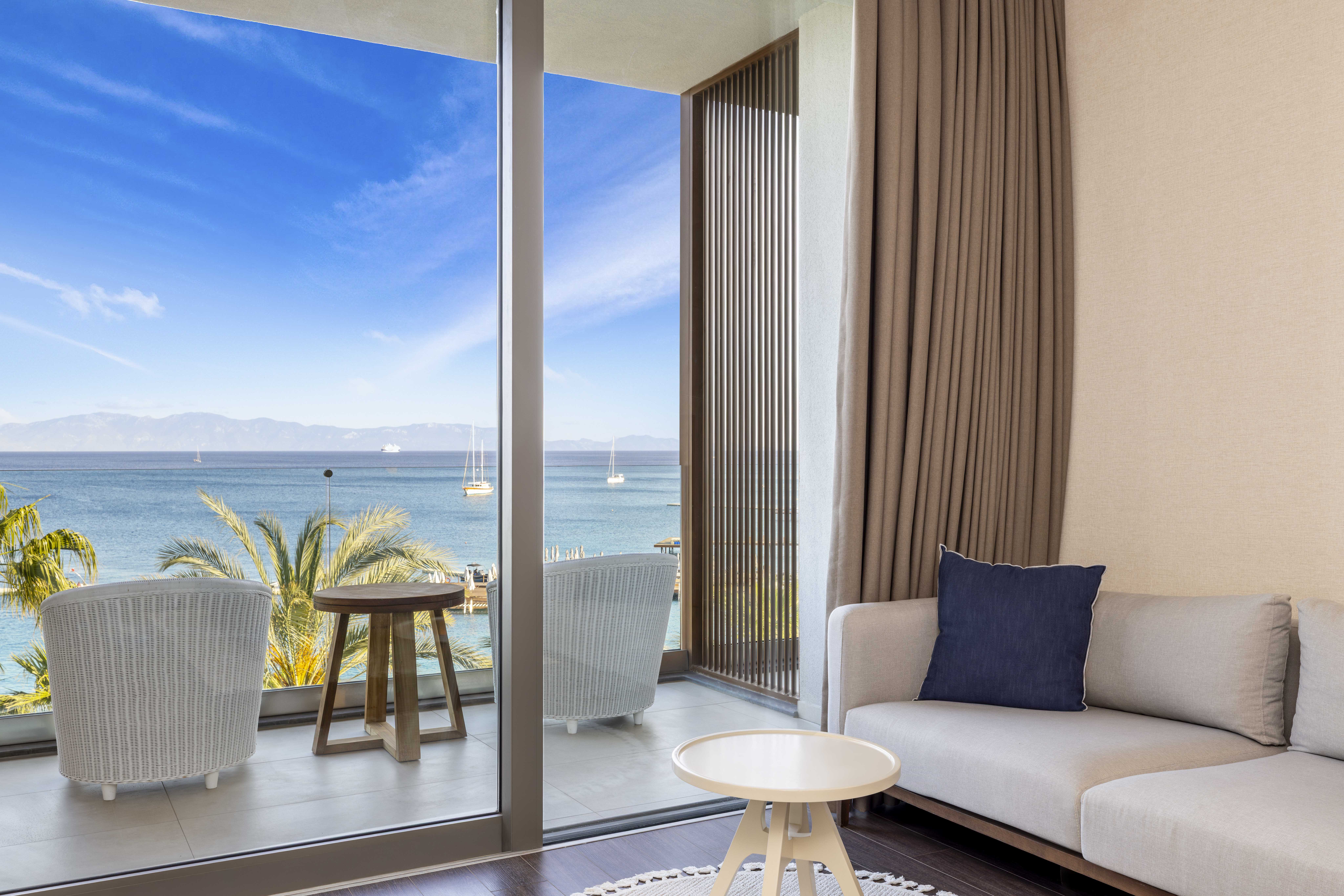 Double Single Superior Sea View