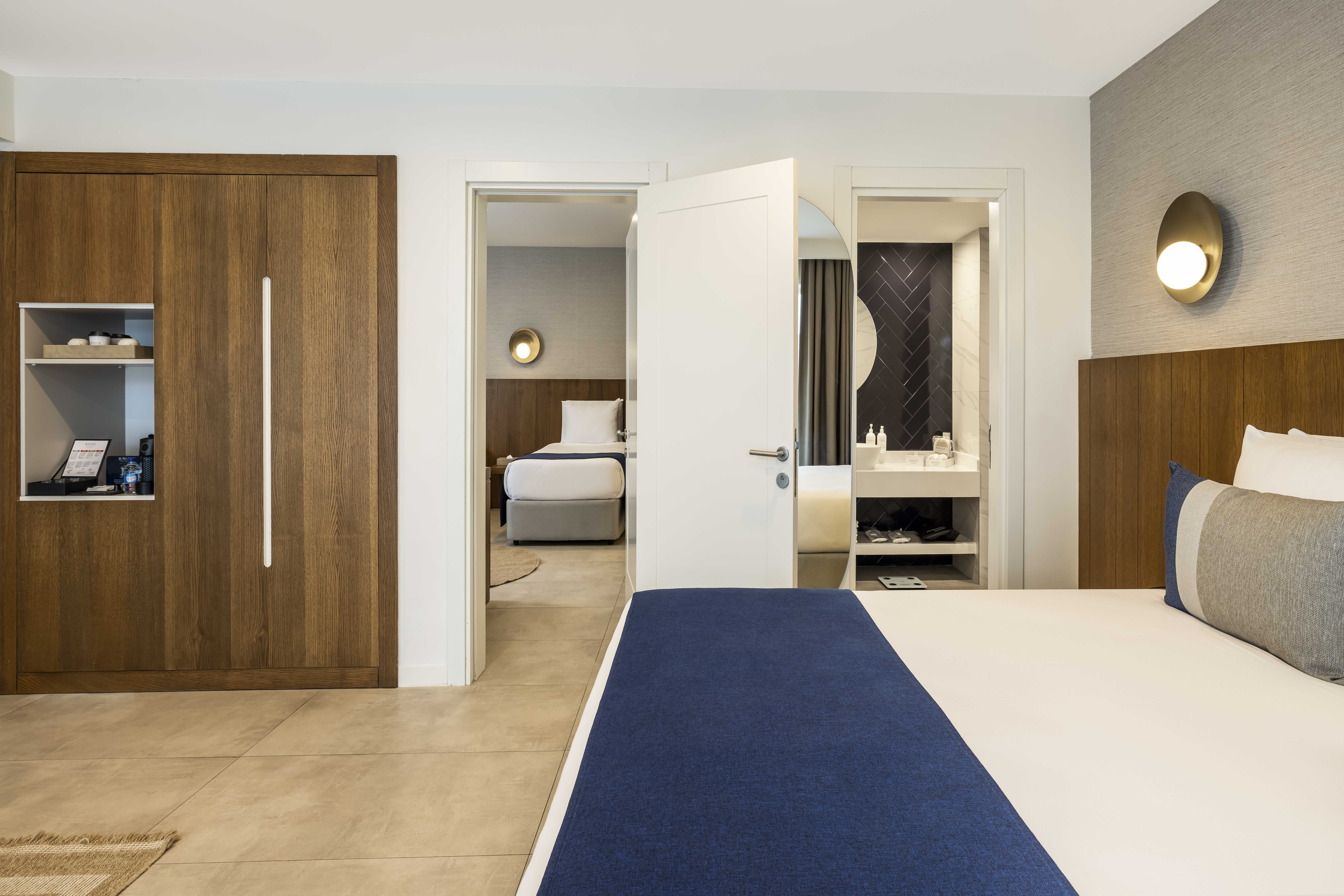 Family Room Land View