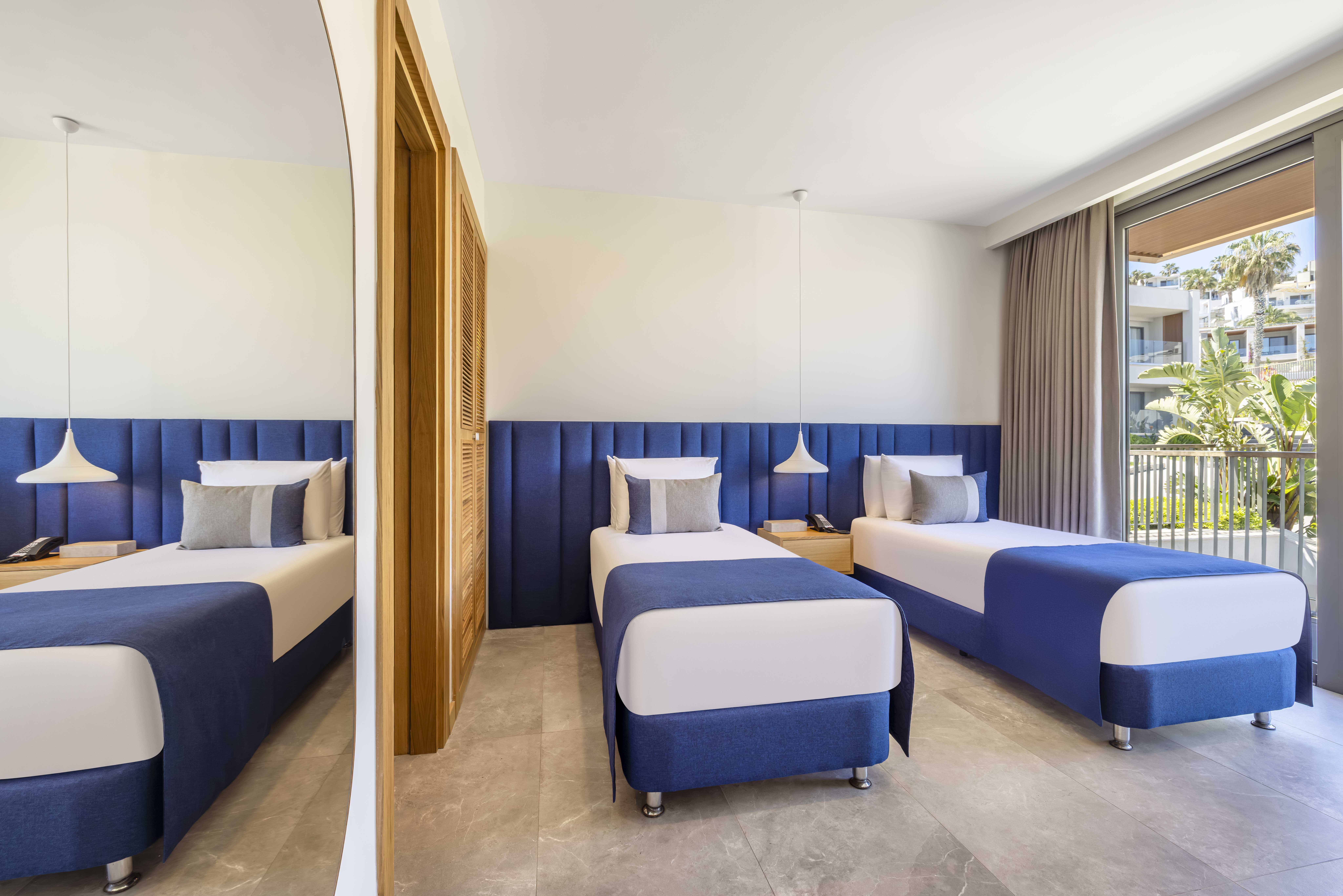 Family Room Superior Sea View