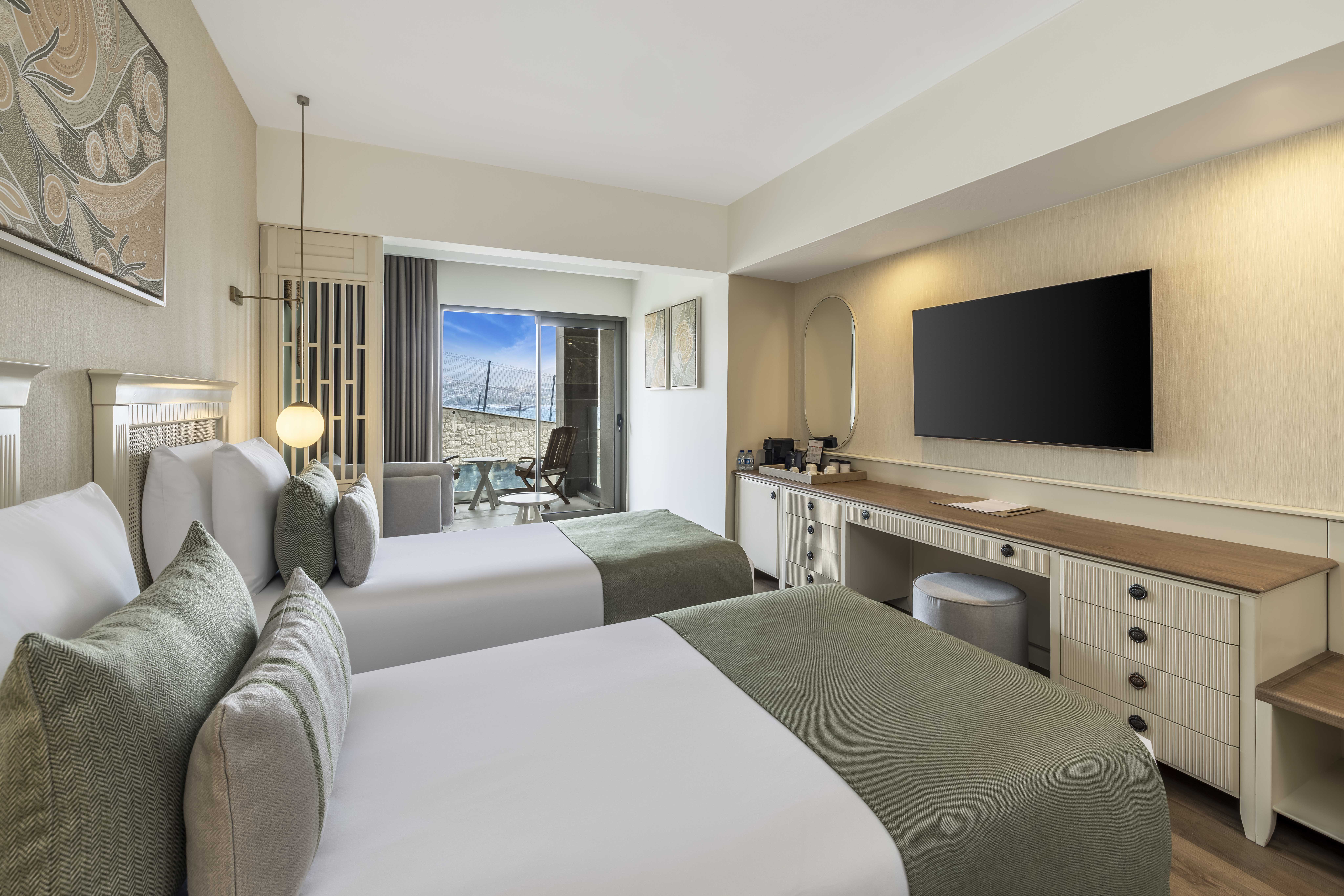 Single Partial Sea View