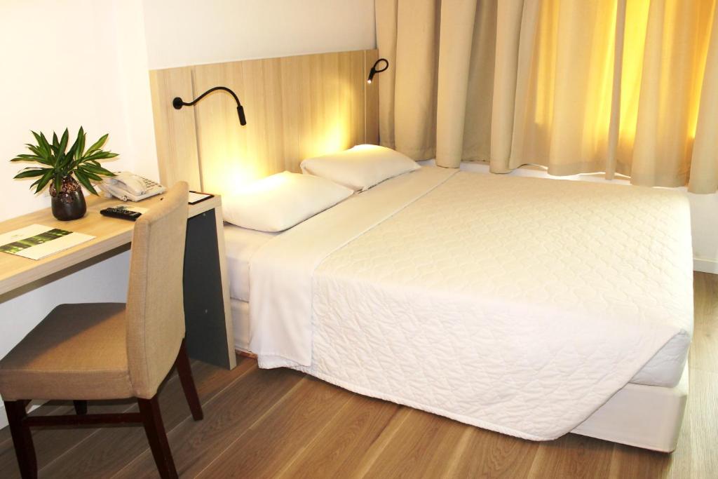 Double or Twin Deluxe