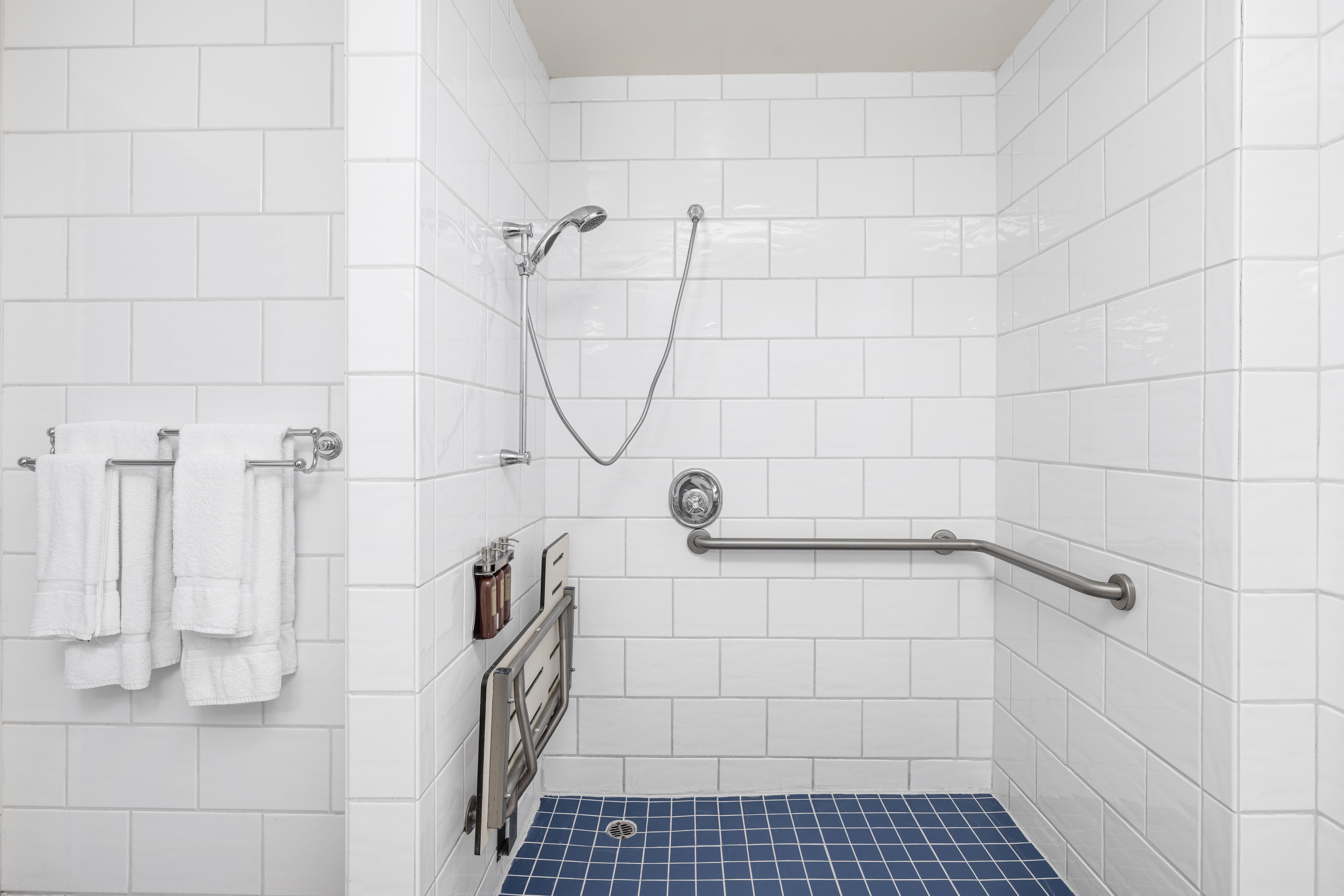 Double Accessible with Views