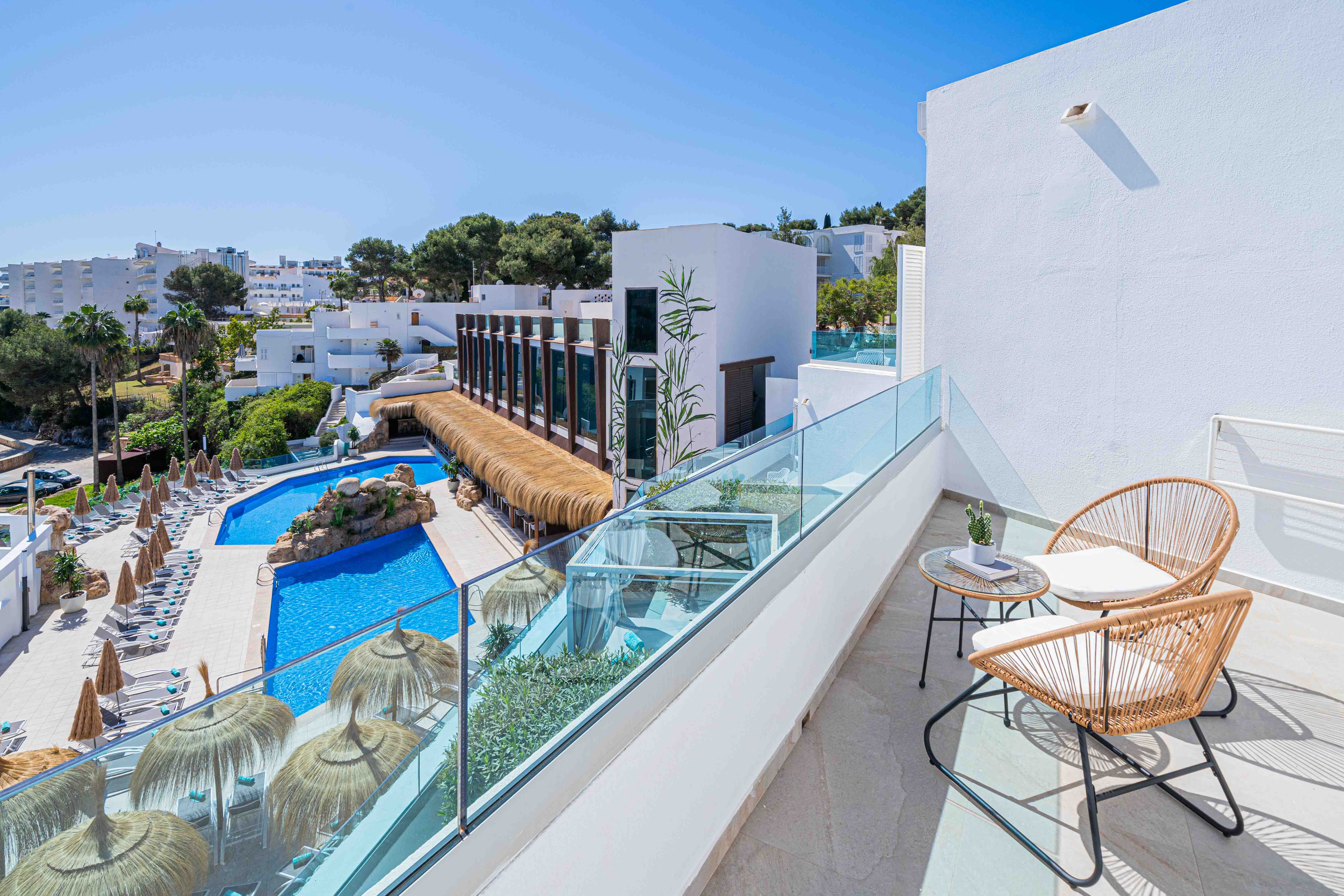 Junior Suite Pool View