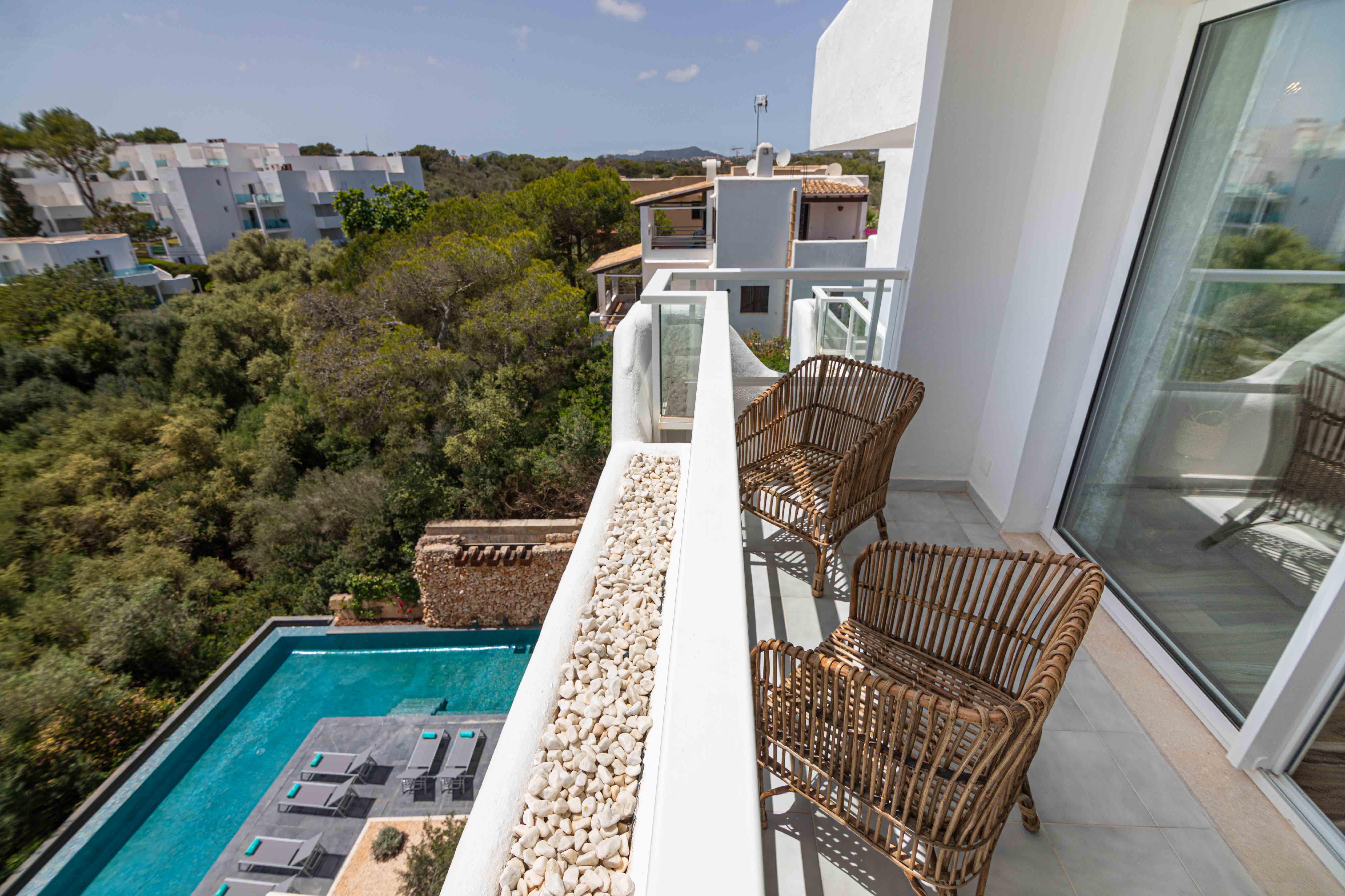 Apartment Capacity 1