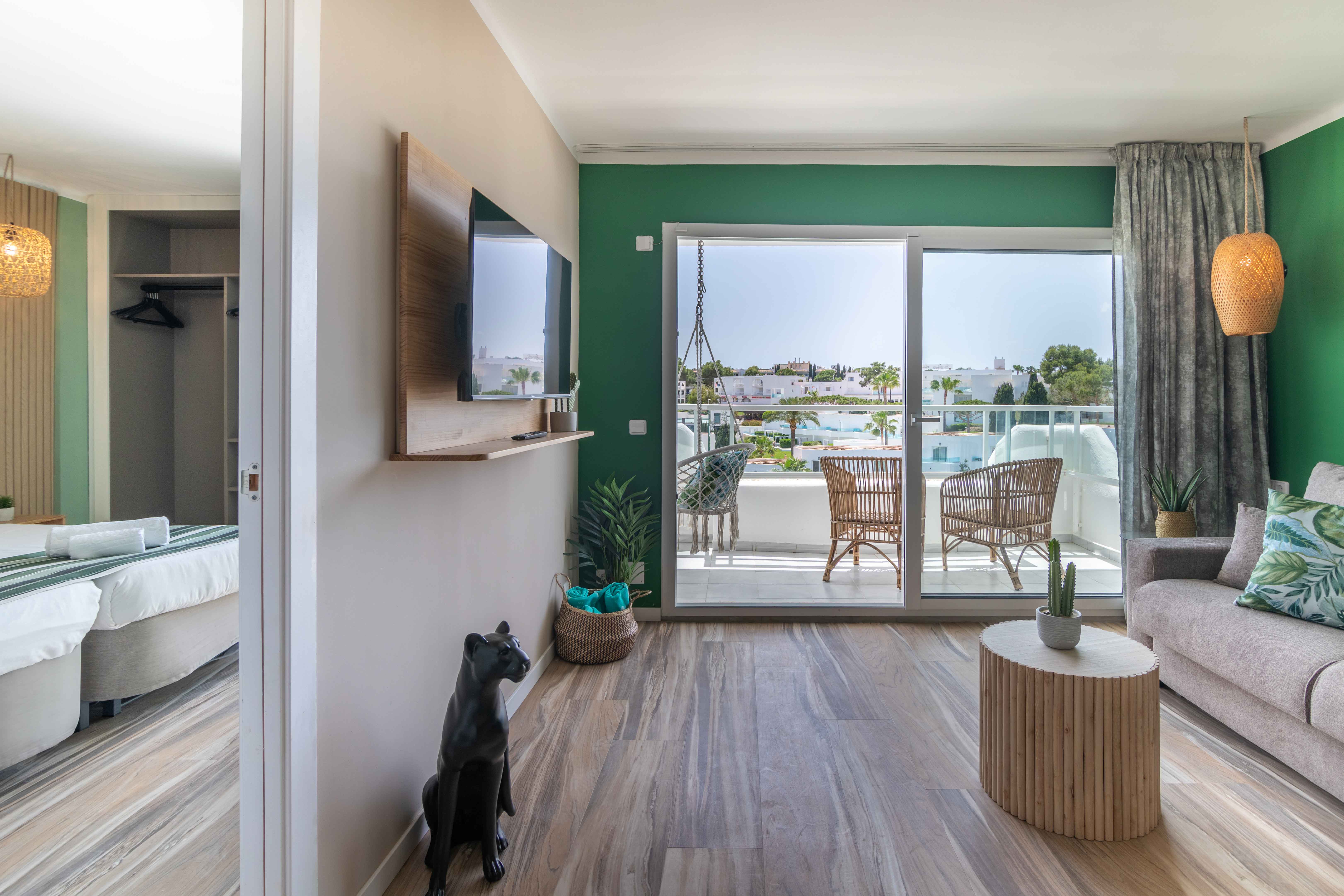 Apartment Capacity 1