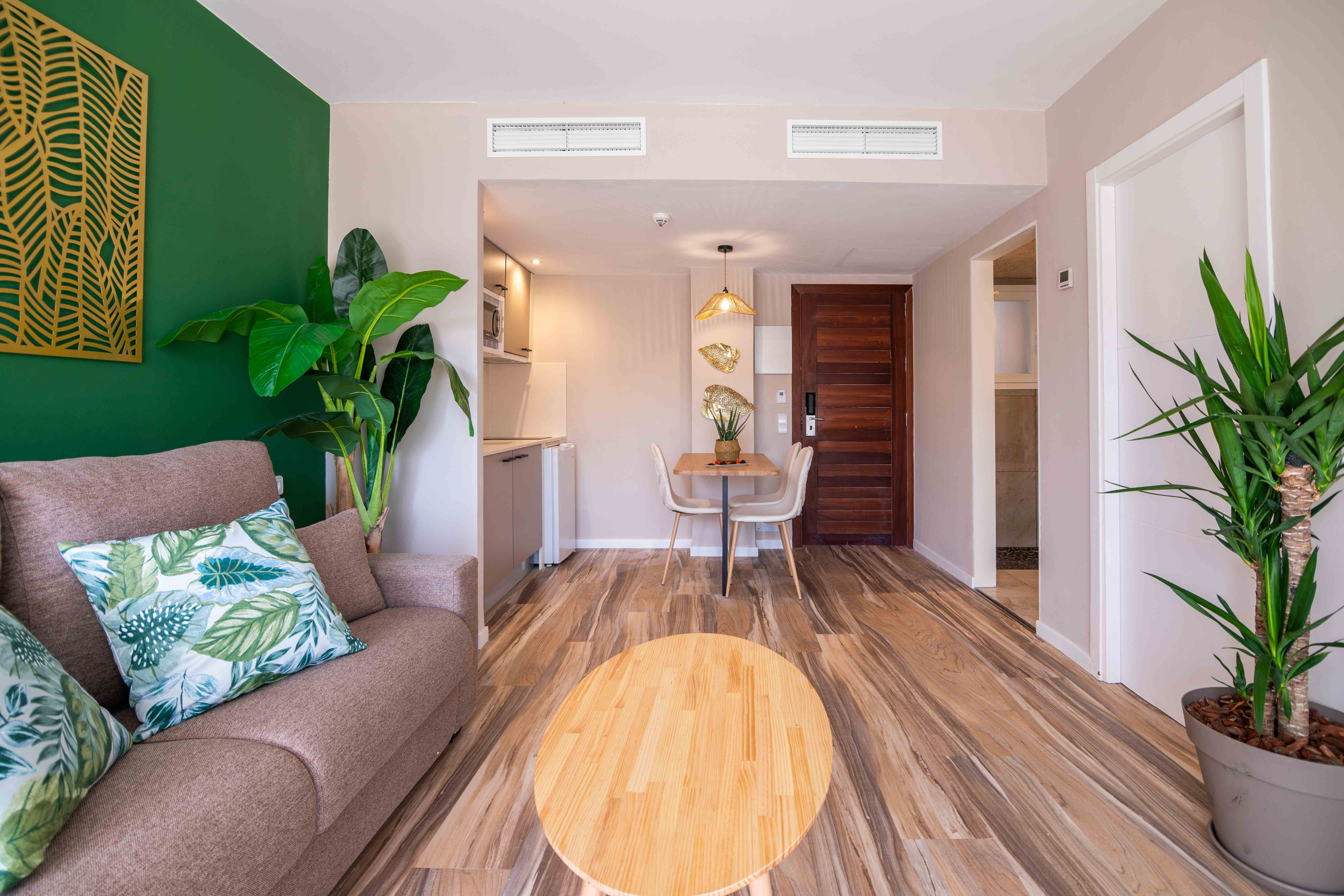 Apartment Capacity 1