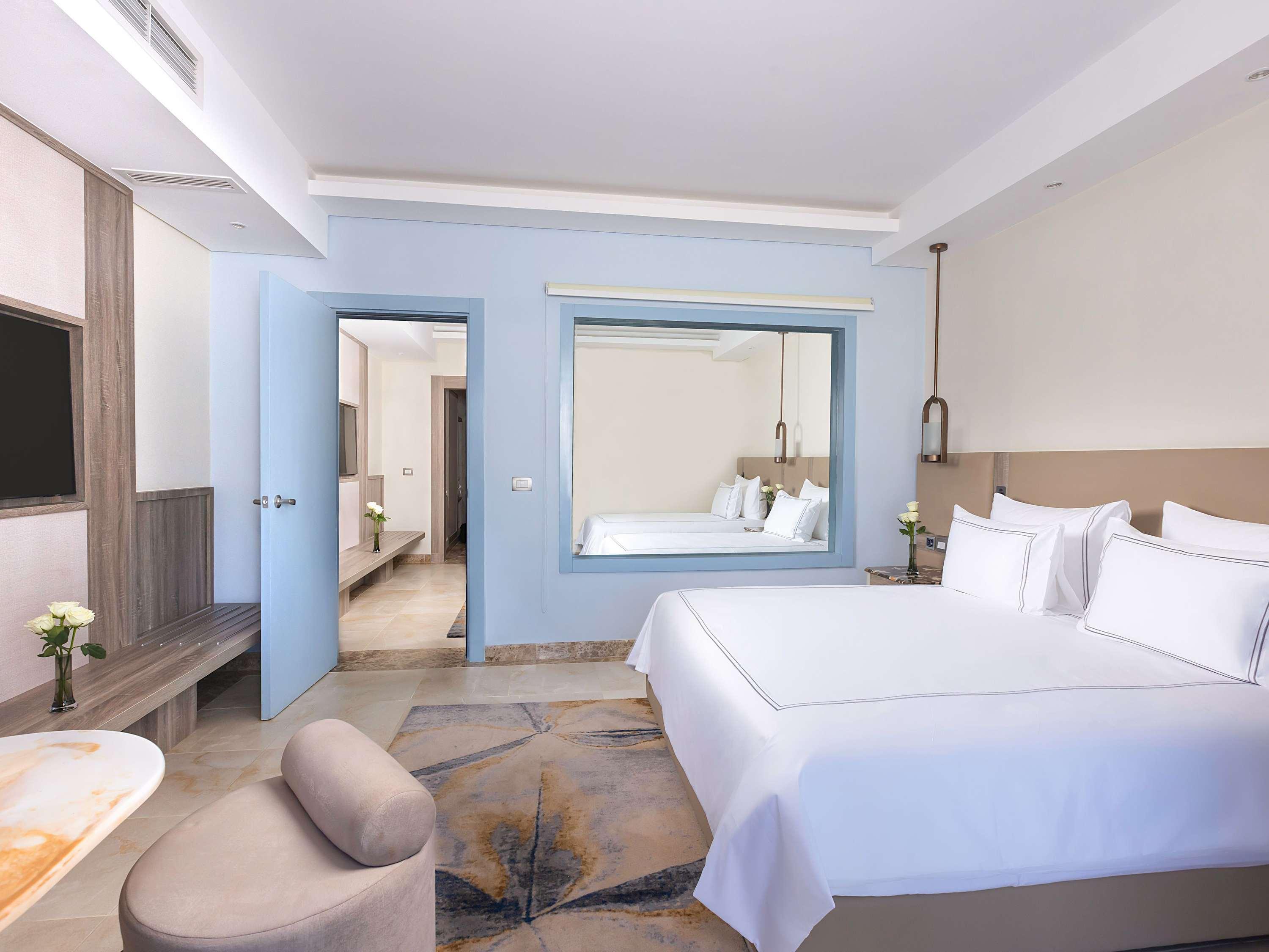 Double Superior King Bed