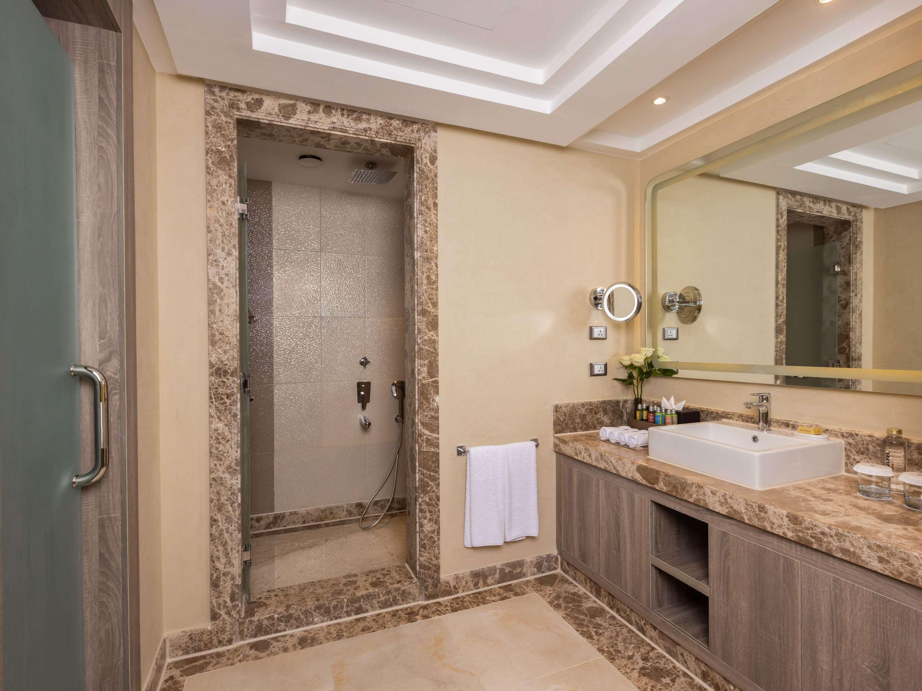 Double Superior King Bed