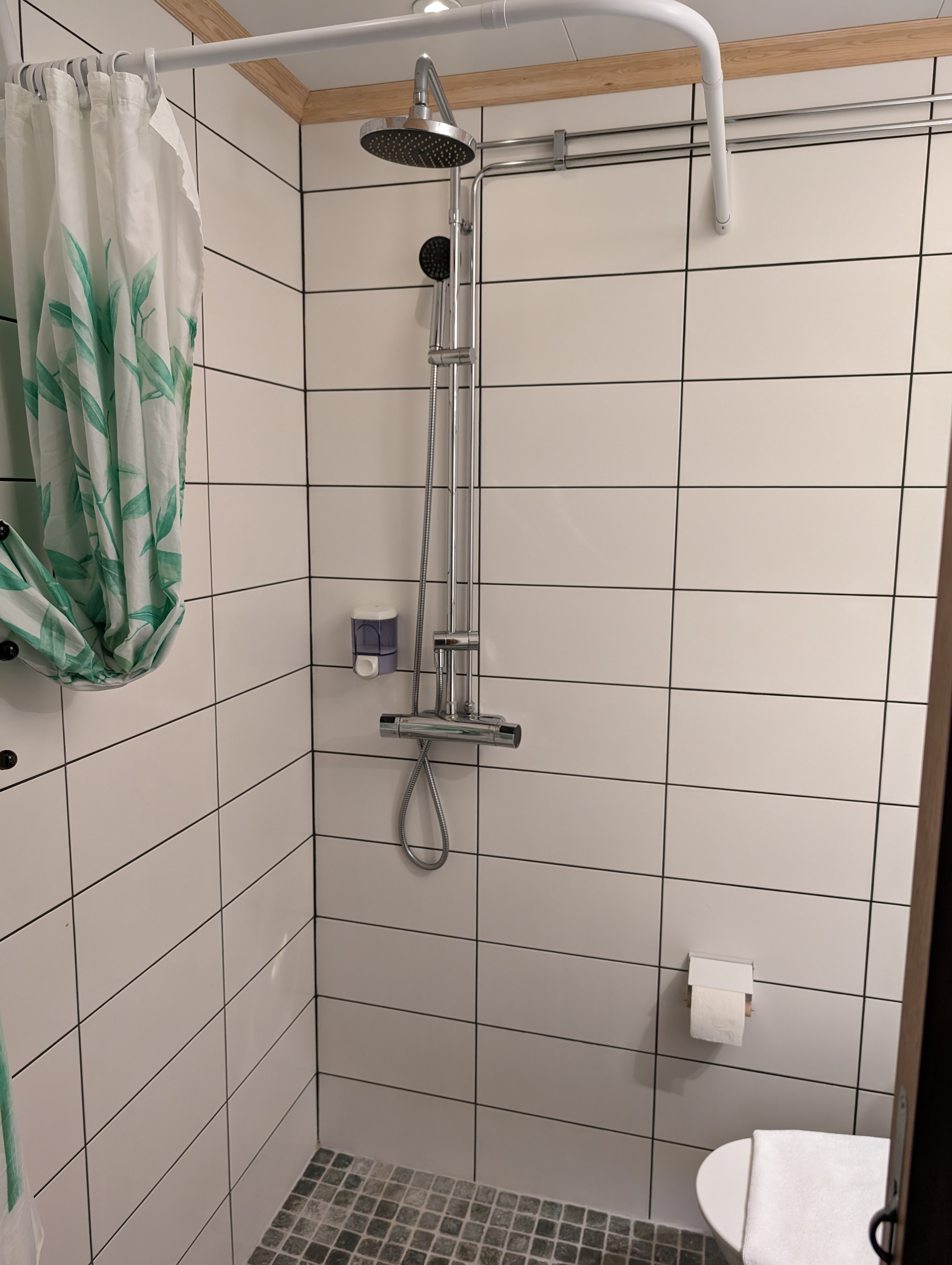 Double Queen Size Bed