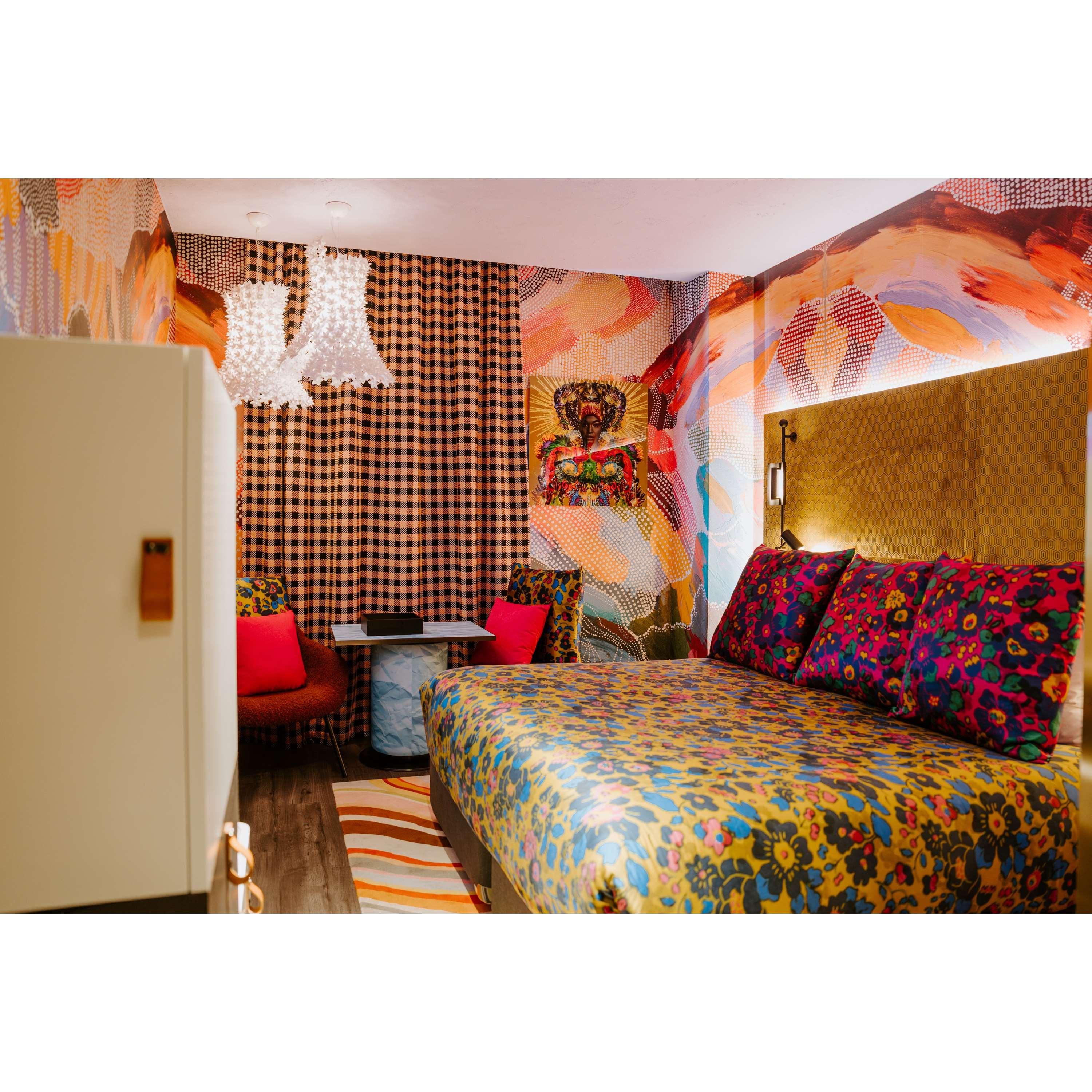 Double King Size Bed