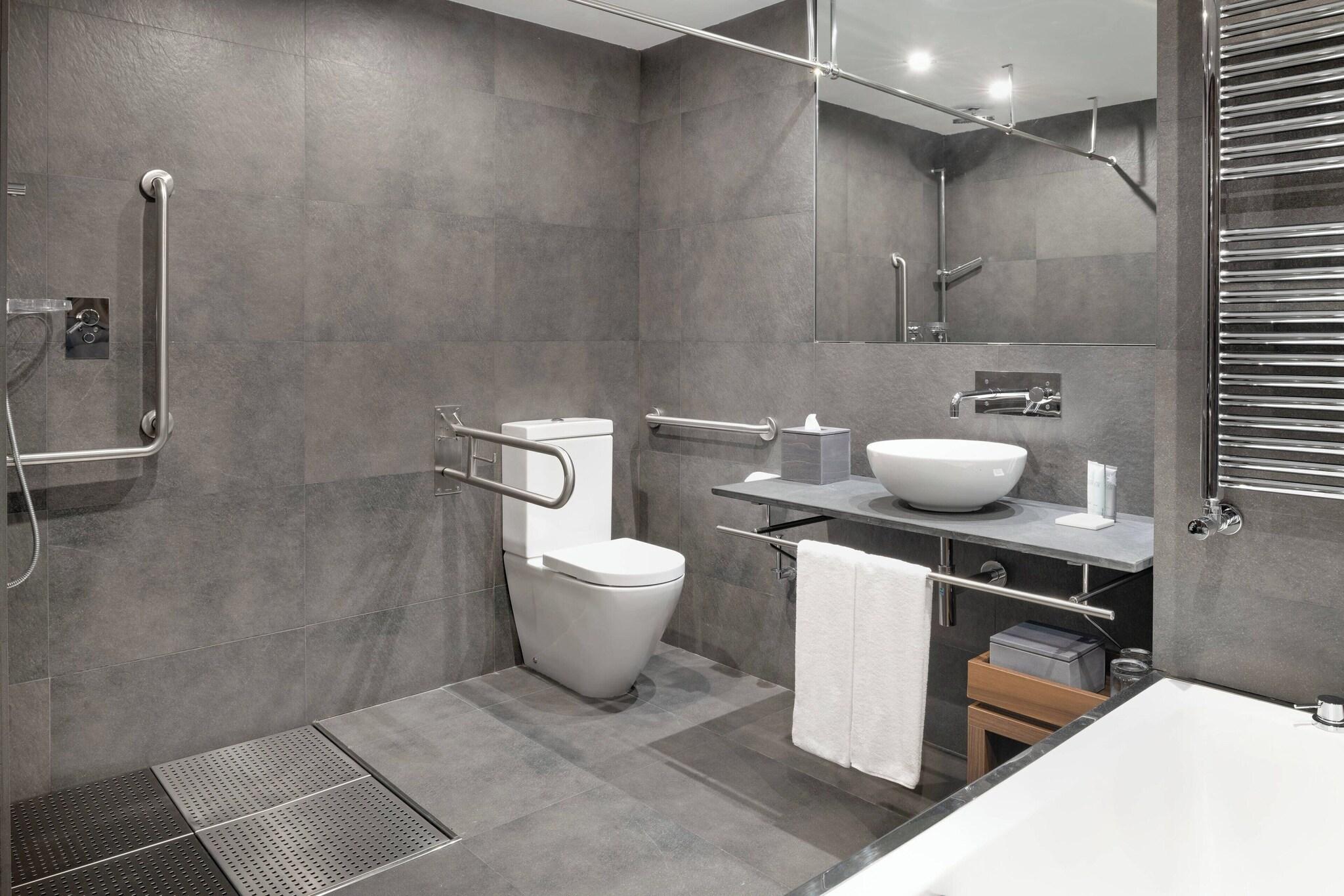 Twin Deluxe Mountain View