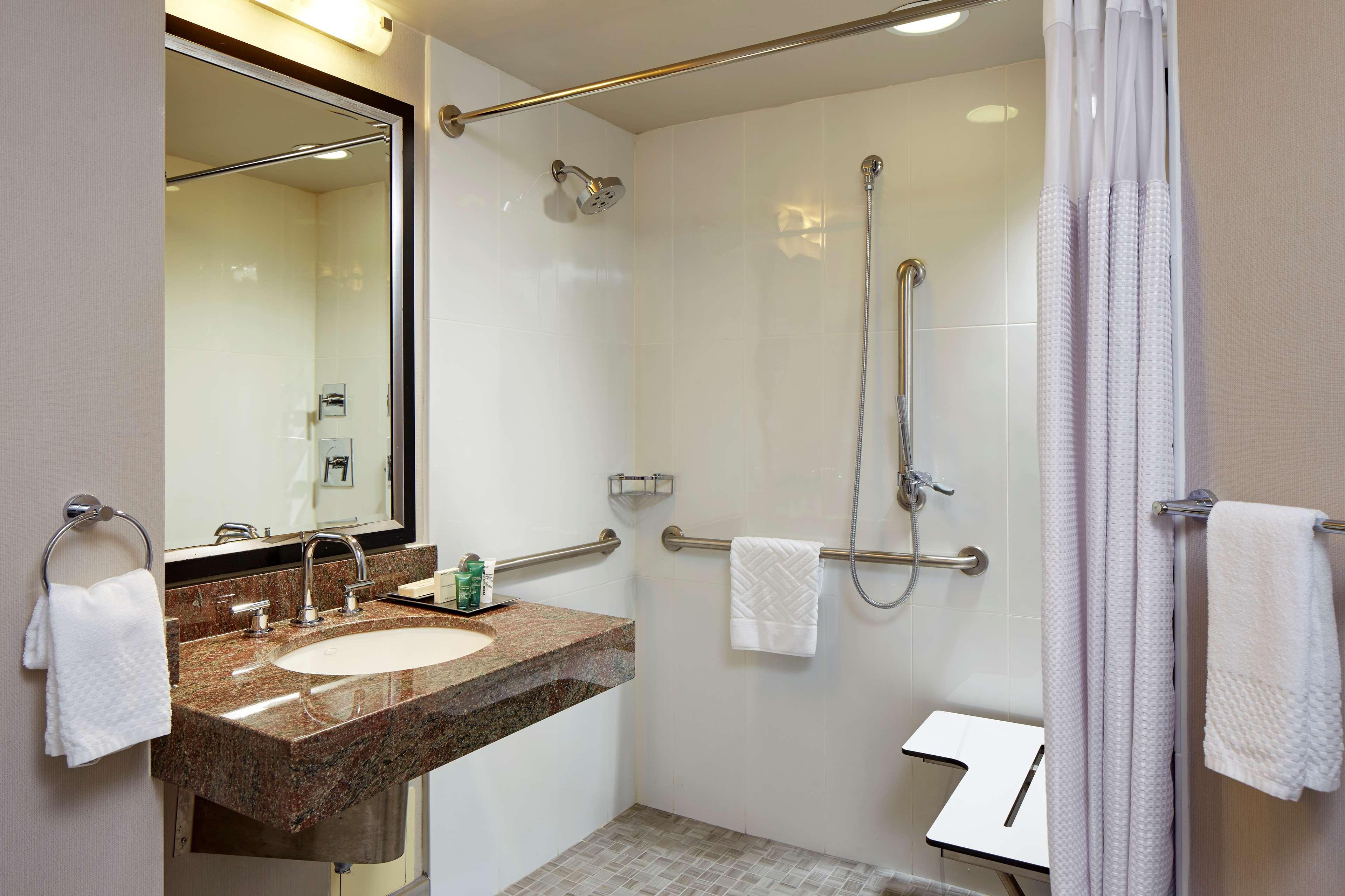 Junior Suite Accessible